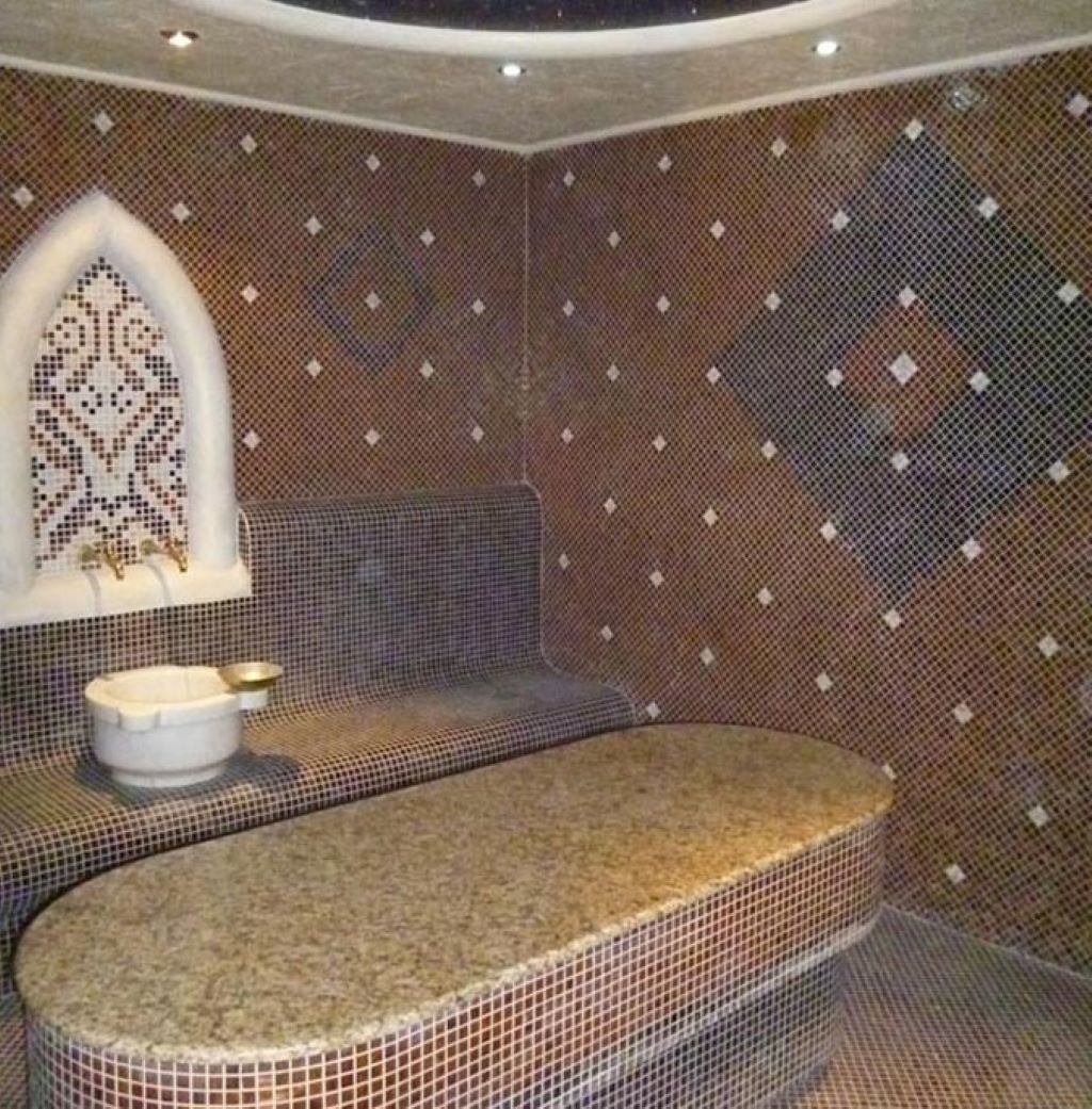 Elite Palace & Spa Hotel-Tursko kupatilo.jpg