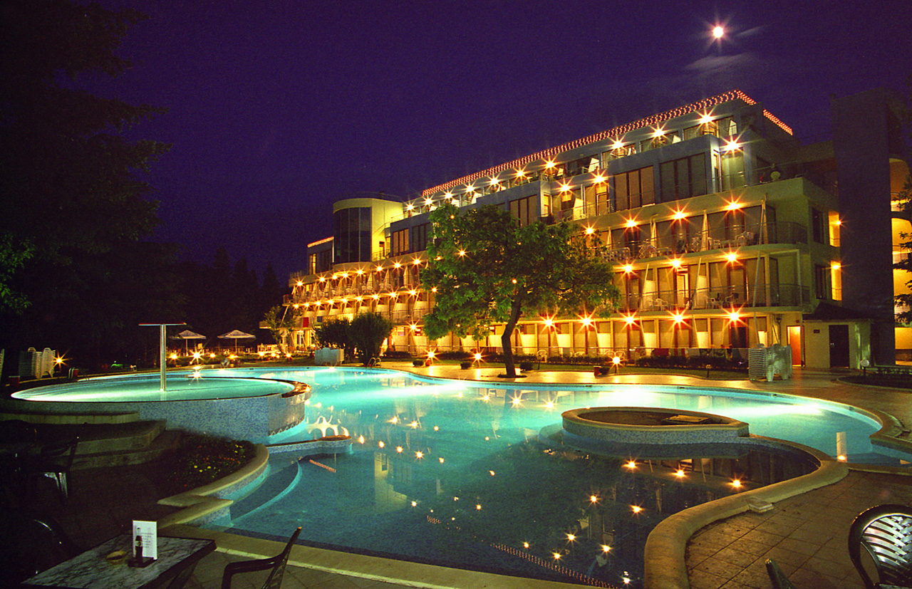 Hotel Koral-Nocni izgled.jpg