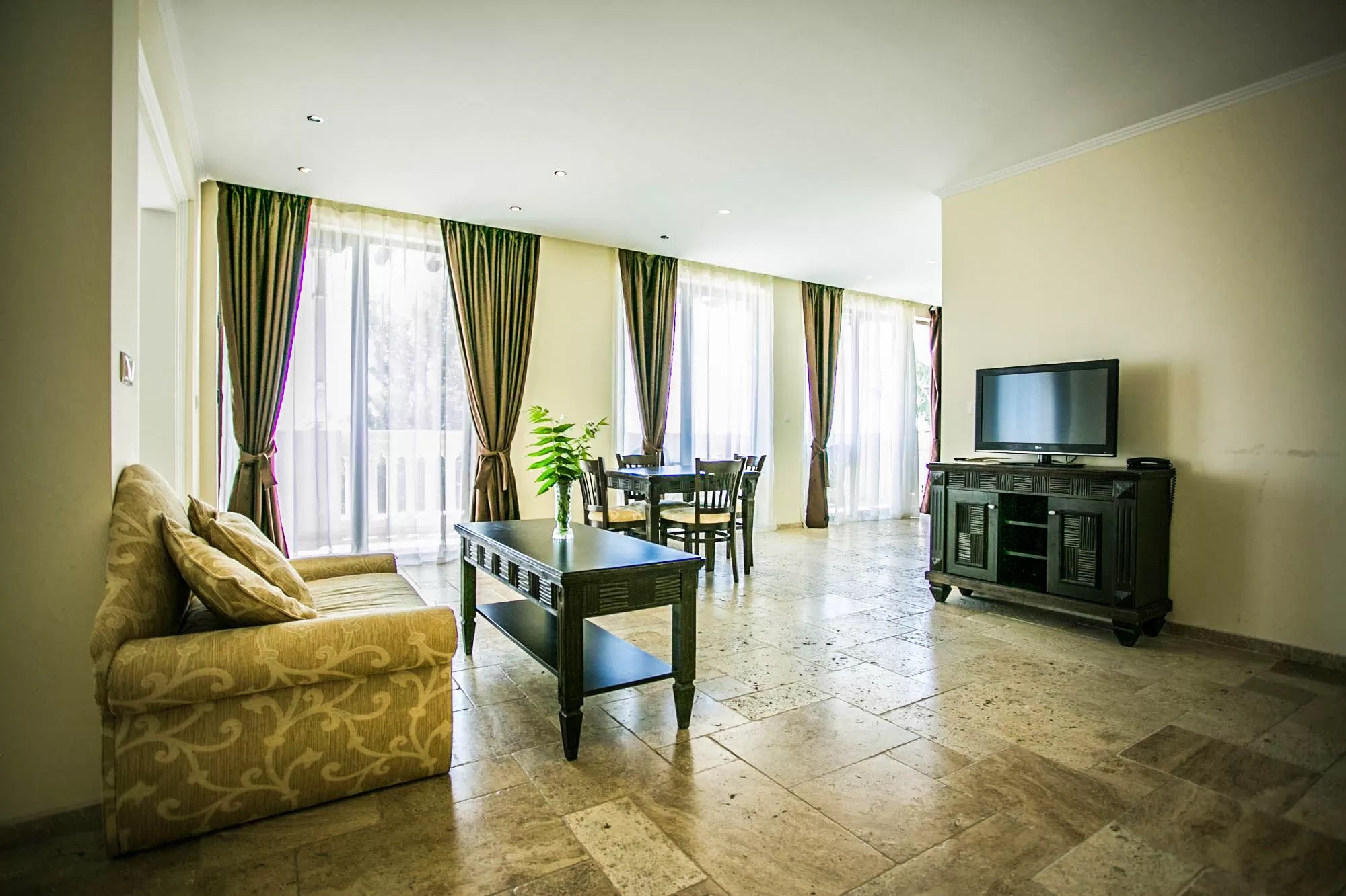 Villas Elenite Premium-Superior studio.jpg