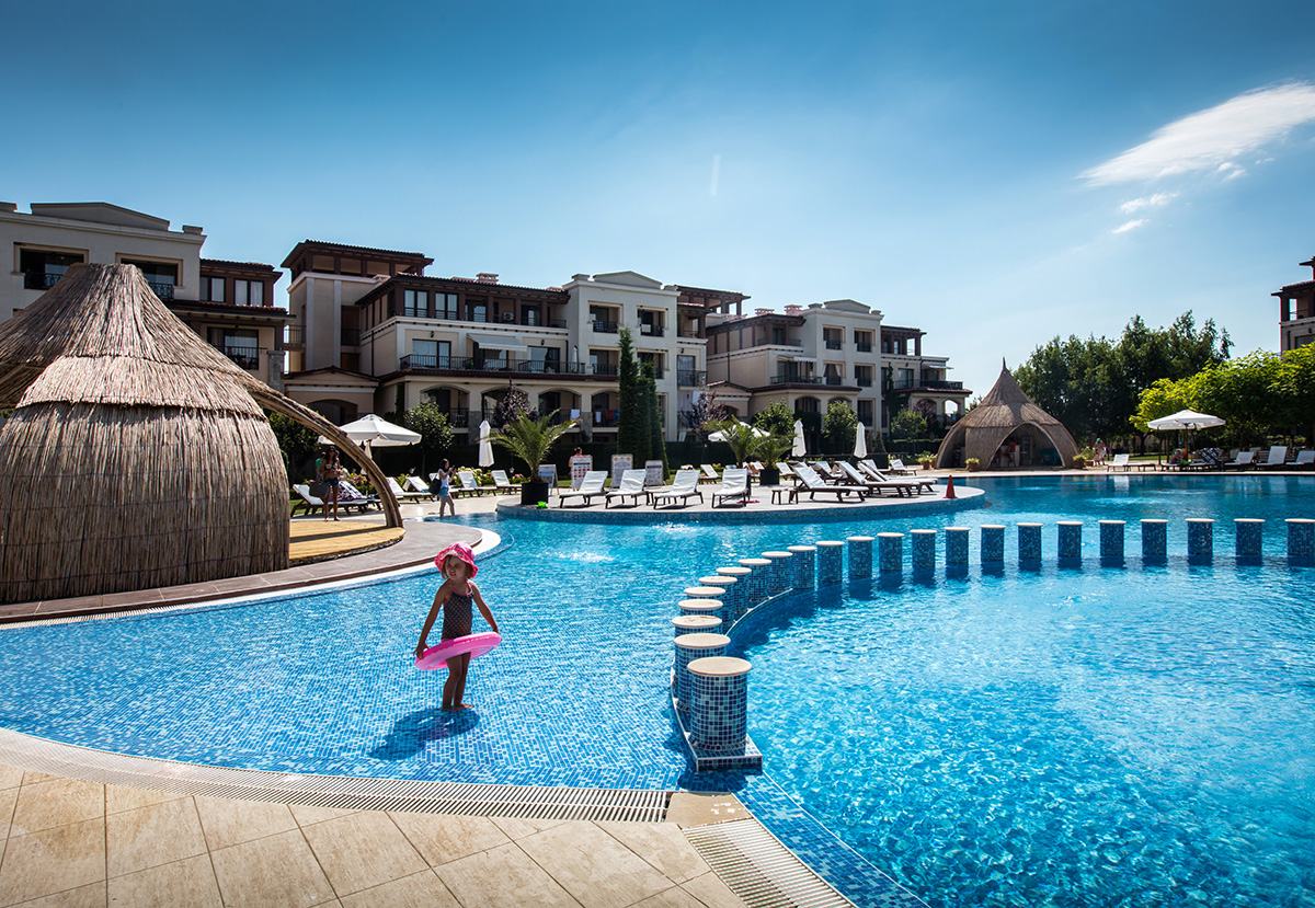 Green Life Apartments Sozopol-Deciji bazen.jpg