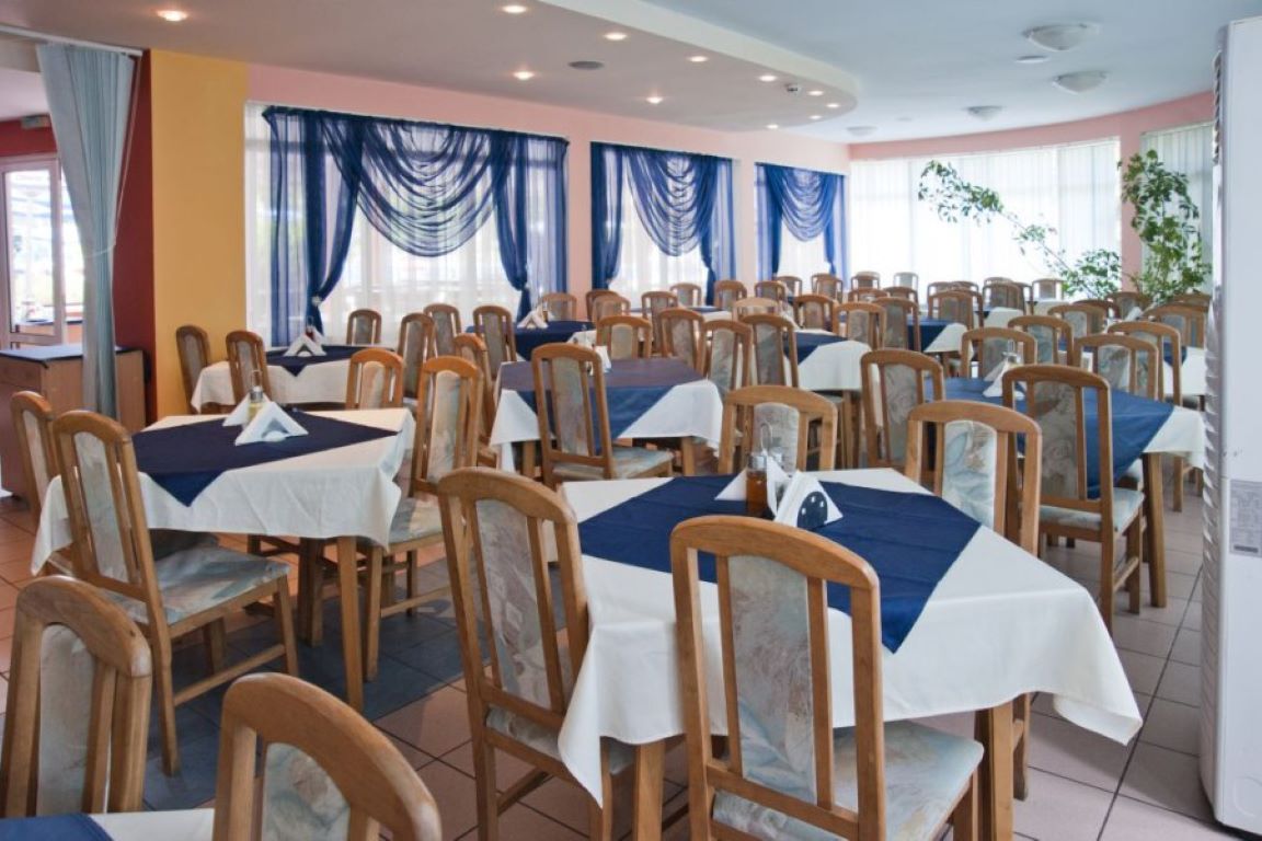 Hotel Regina-Restoran.jpg