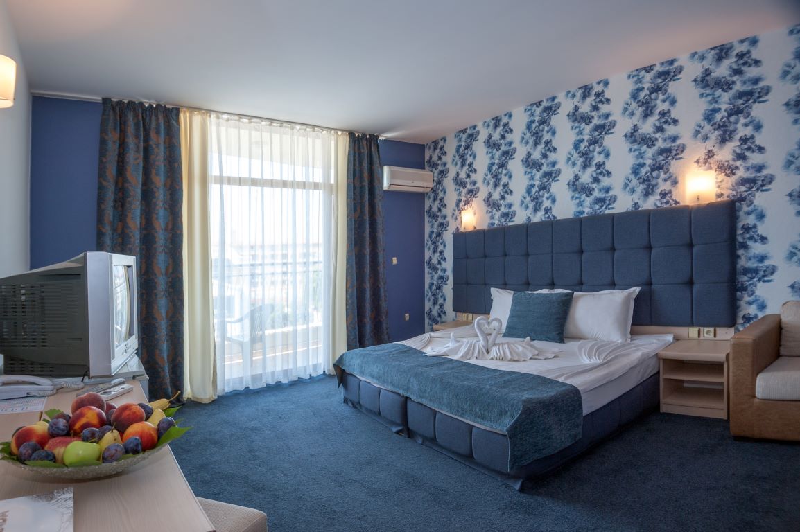 Hotel Grenada-Standardna soba za troje.jpg