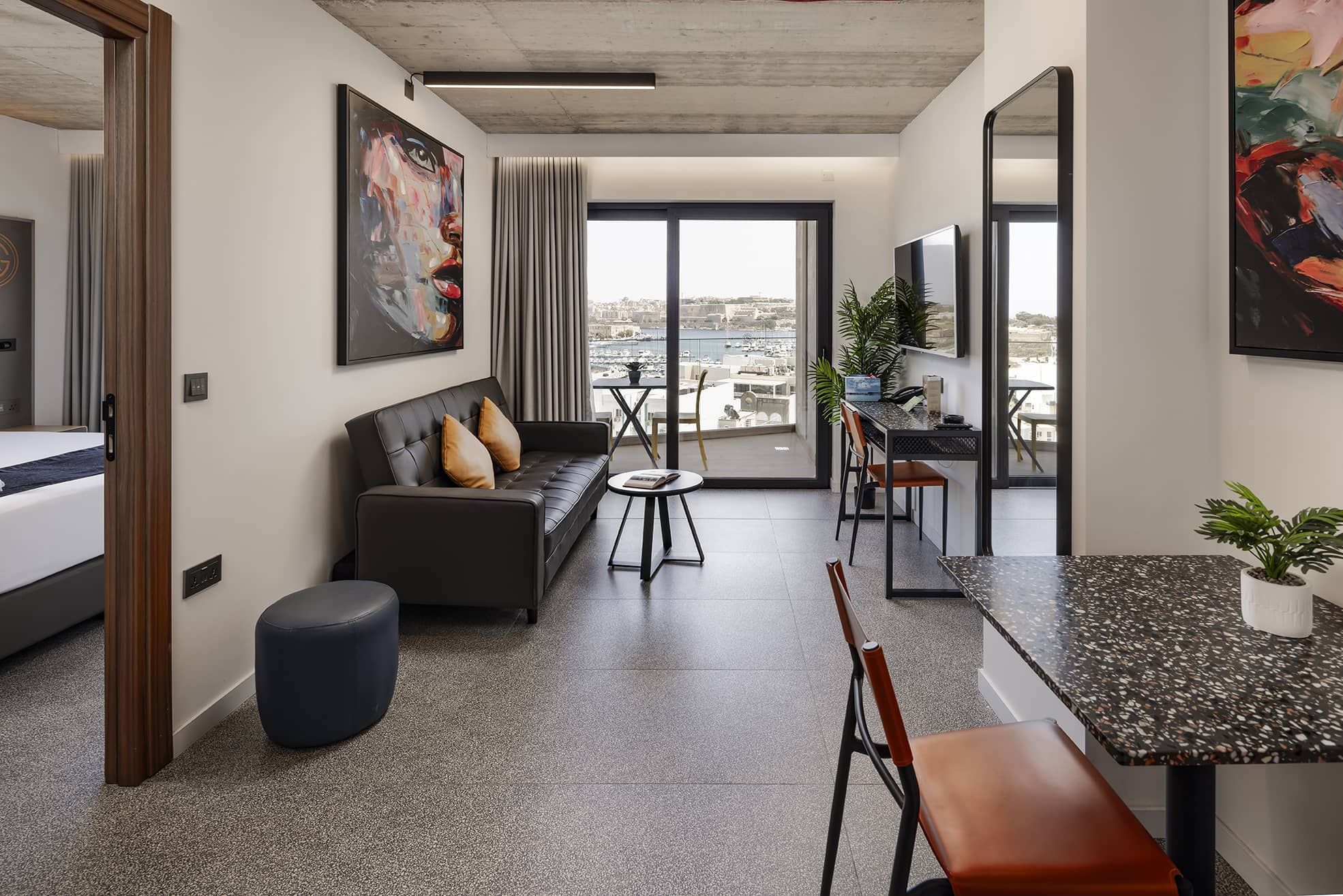 Grands Suites Hotel Residences & Spa-Executive jednosoban suite pogled luka ili kopno.jpg