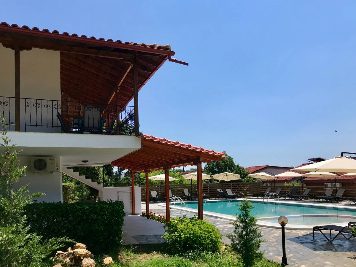 Village Mare Metaxia-Hotelski kompleks.jpg