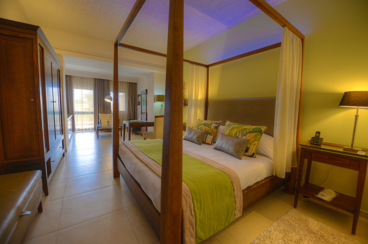 Hotel Ta Cenc-Junior suite.jpg