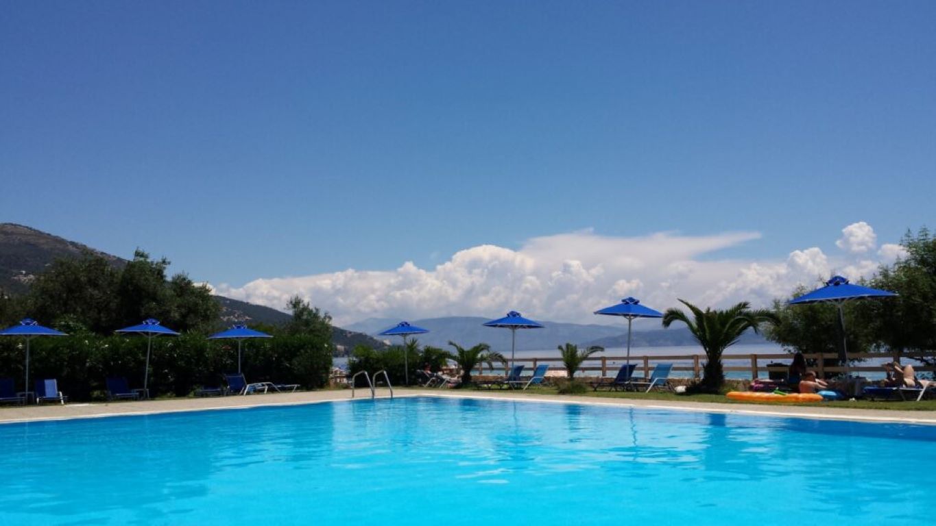 Barbati BAy Apartments Corfu-Bazen.jpg
