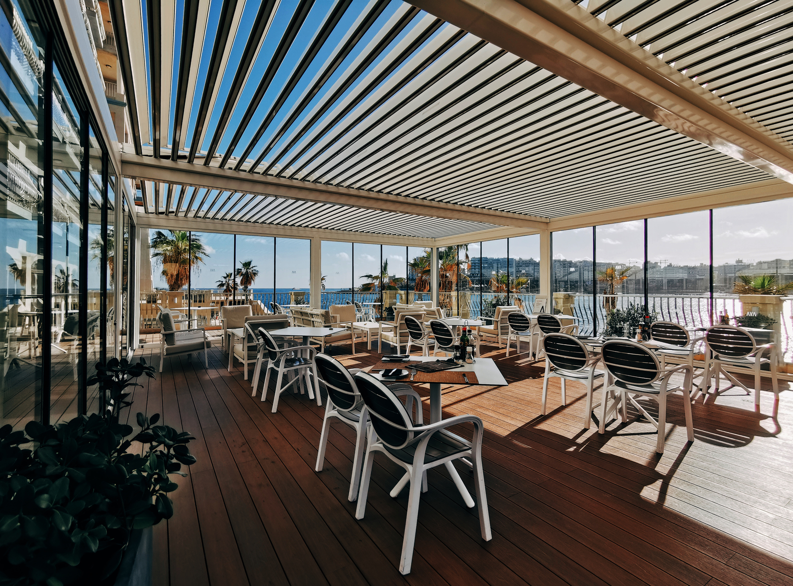Hotel Cavalieri-Terasa restorana.jpg