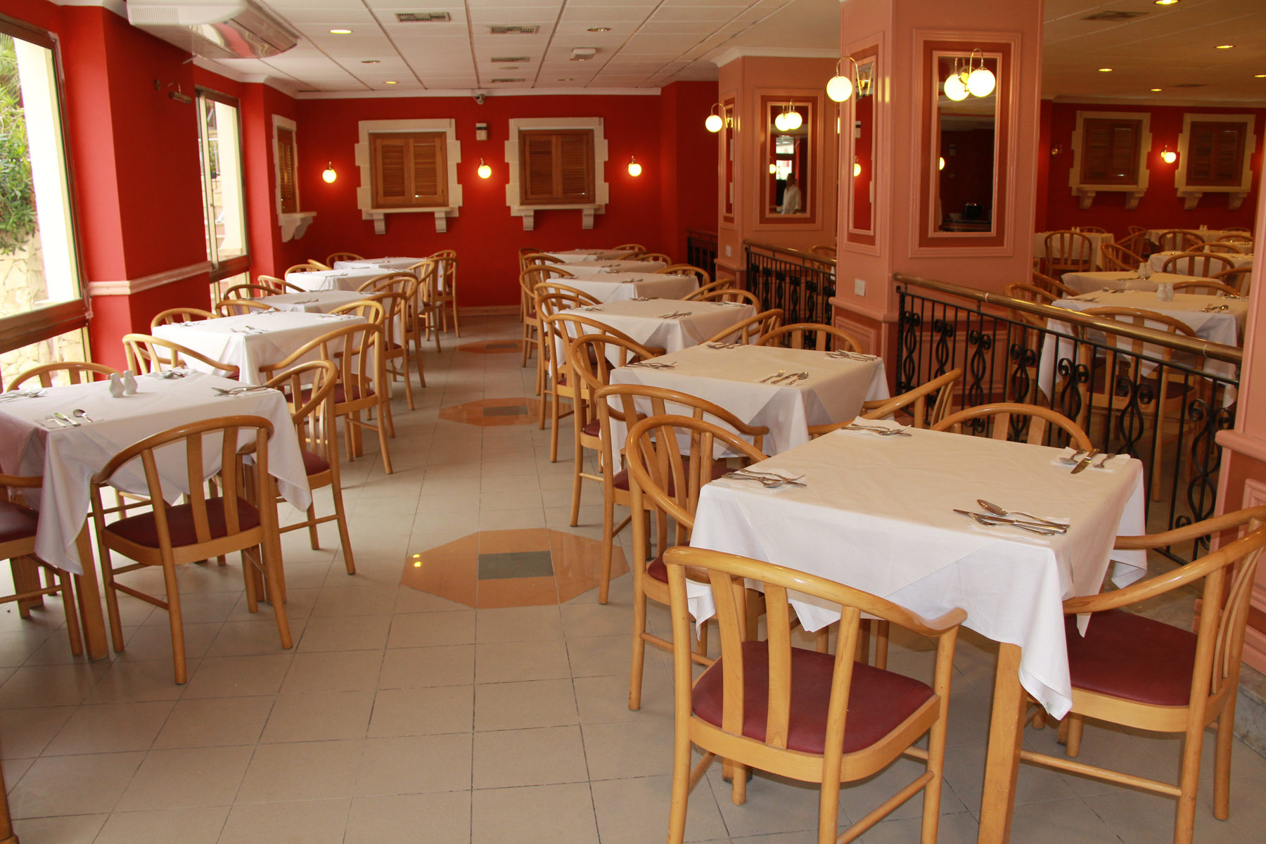 Hotel San Anton-Terasa restorana.jpg