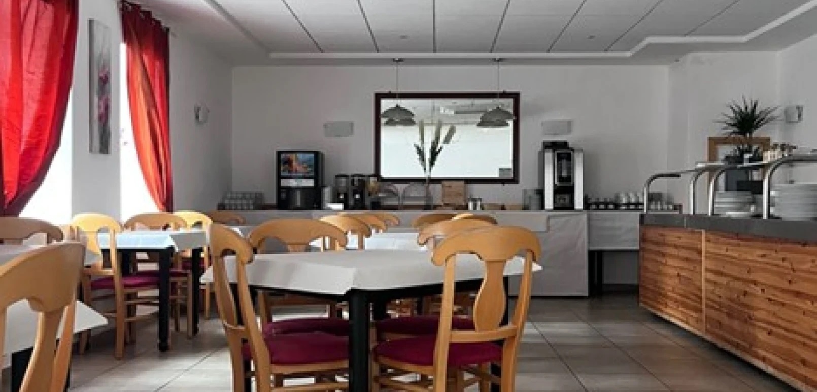 Primera Hotel-Restoran.jpg