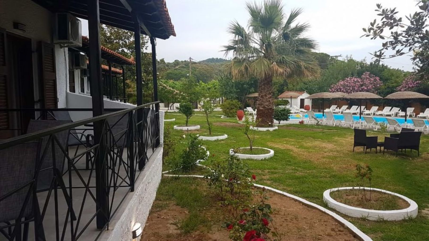 Pension Strawberry-bašta-.jpg