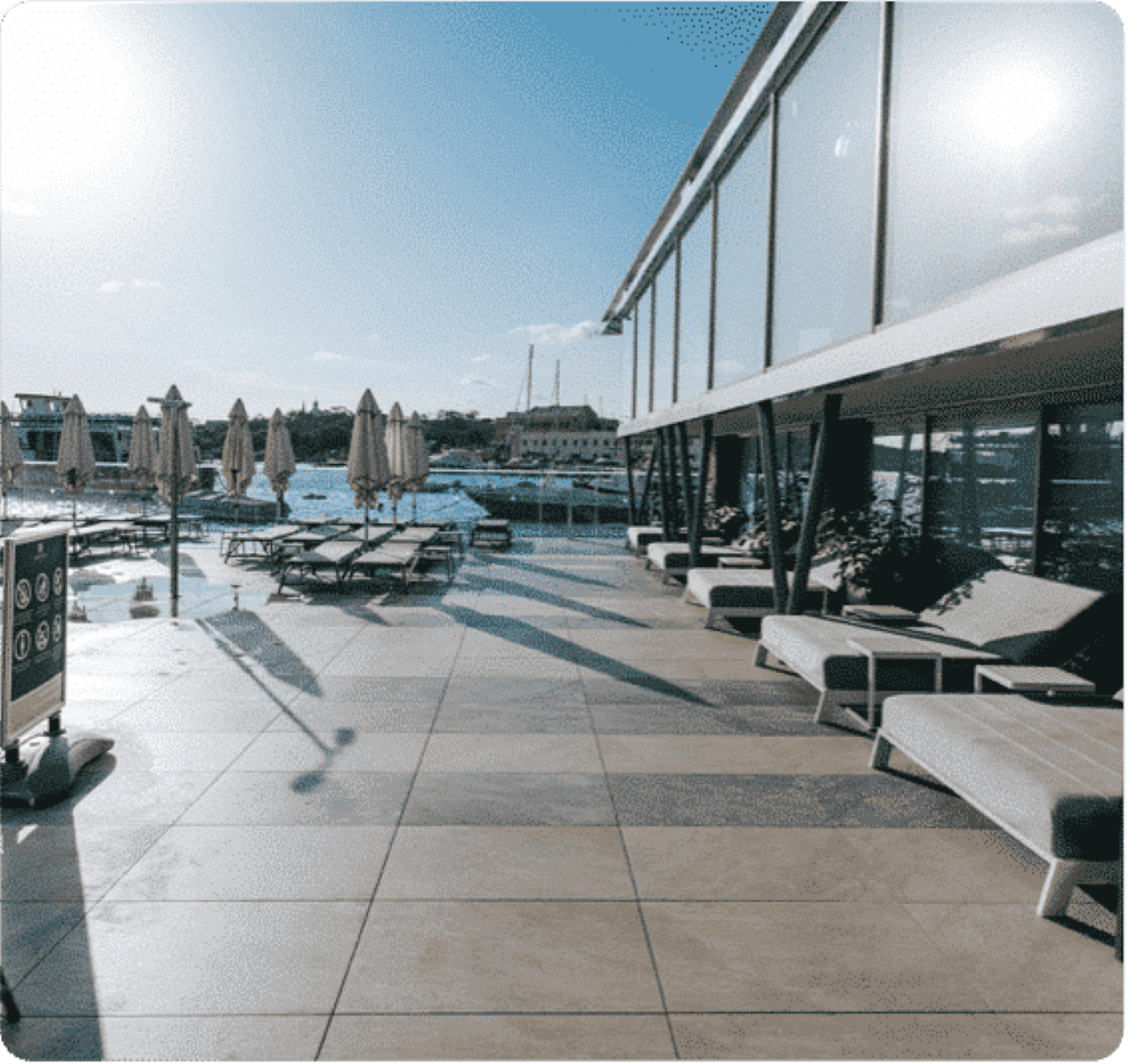 Sliema Hotel by ST Hotels-Oblast oko bazena.png
