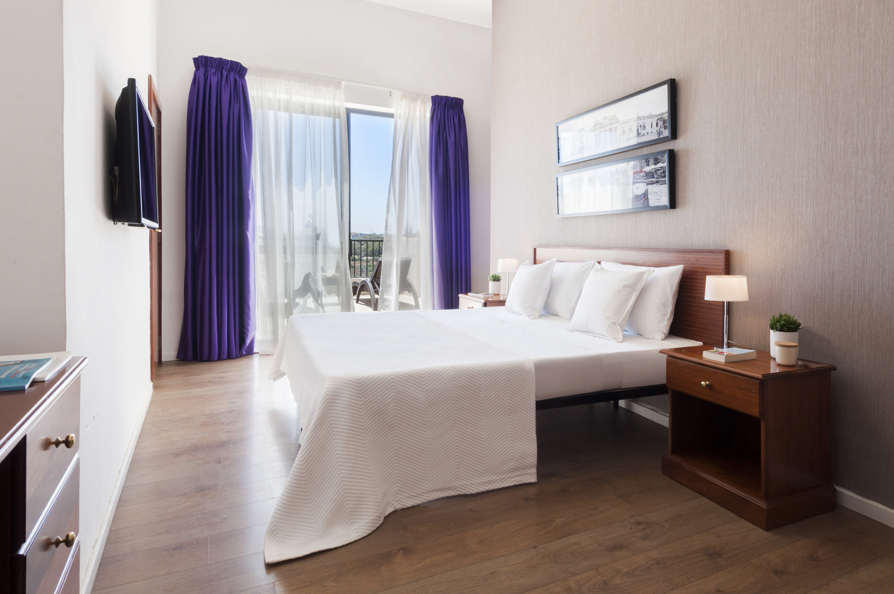 Sliema Hotel by ST Hotels-Superior soba.jpg