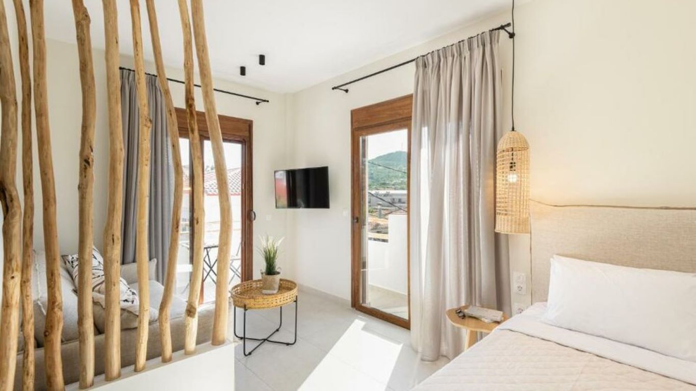 Boho Suites-Suite pogled planina.jpg