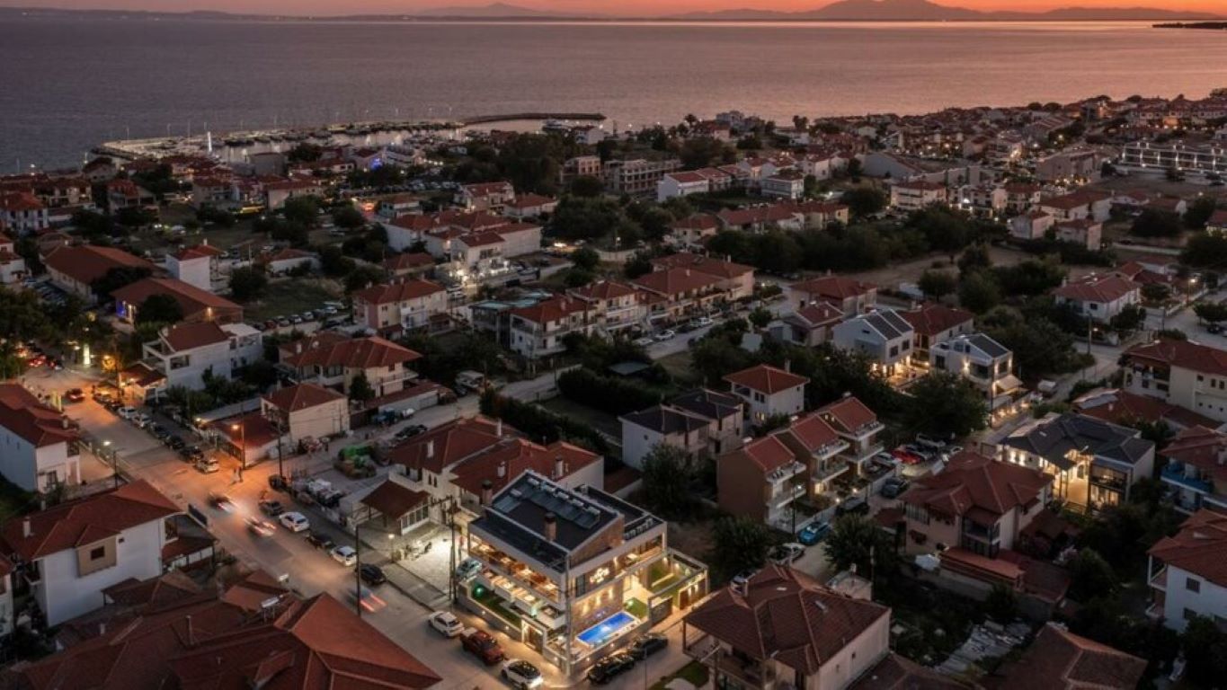 Lithos Suites-Okruzenje hotela.jpg