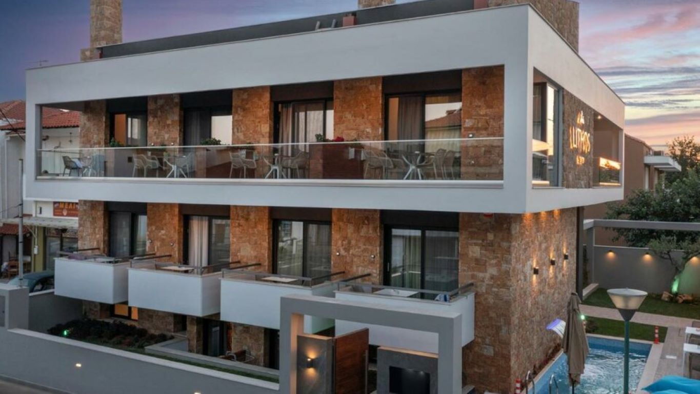 Lithos Suites-Zgrada hotela.jpg