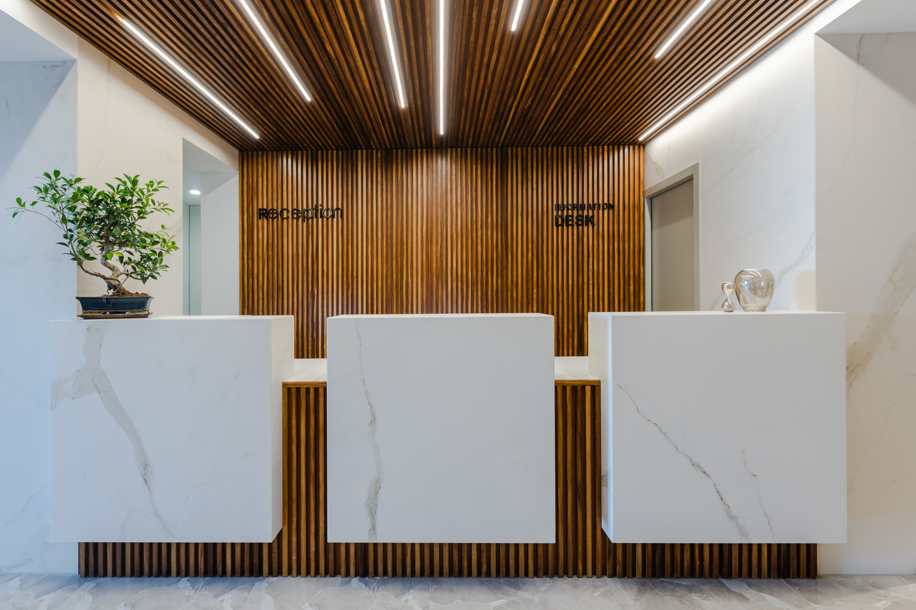 Bayview Hotel by ST Hotels-Recepcija.jpg