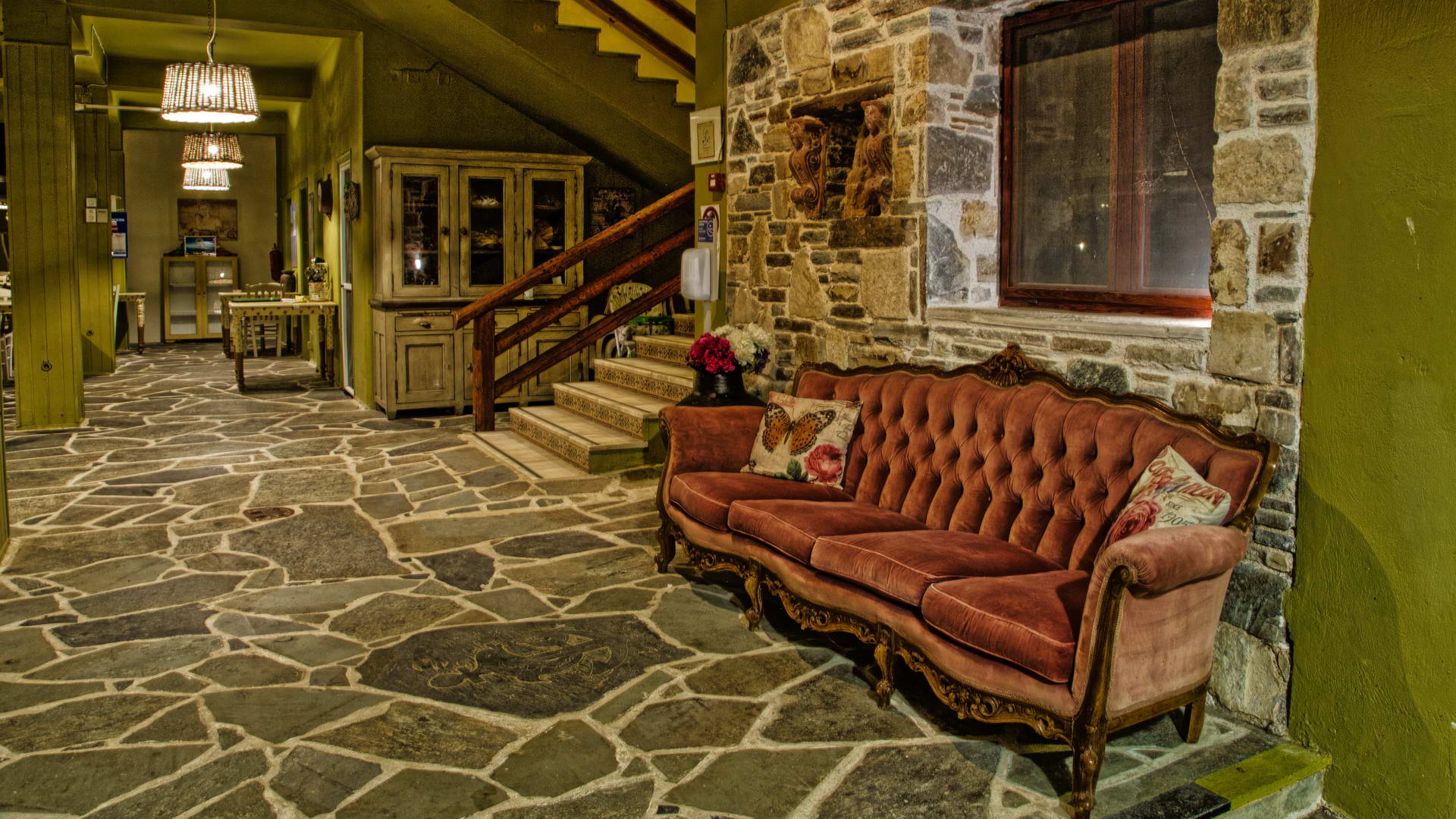 Venus Beach-Lobby.jpg