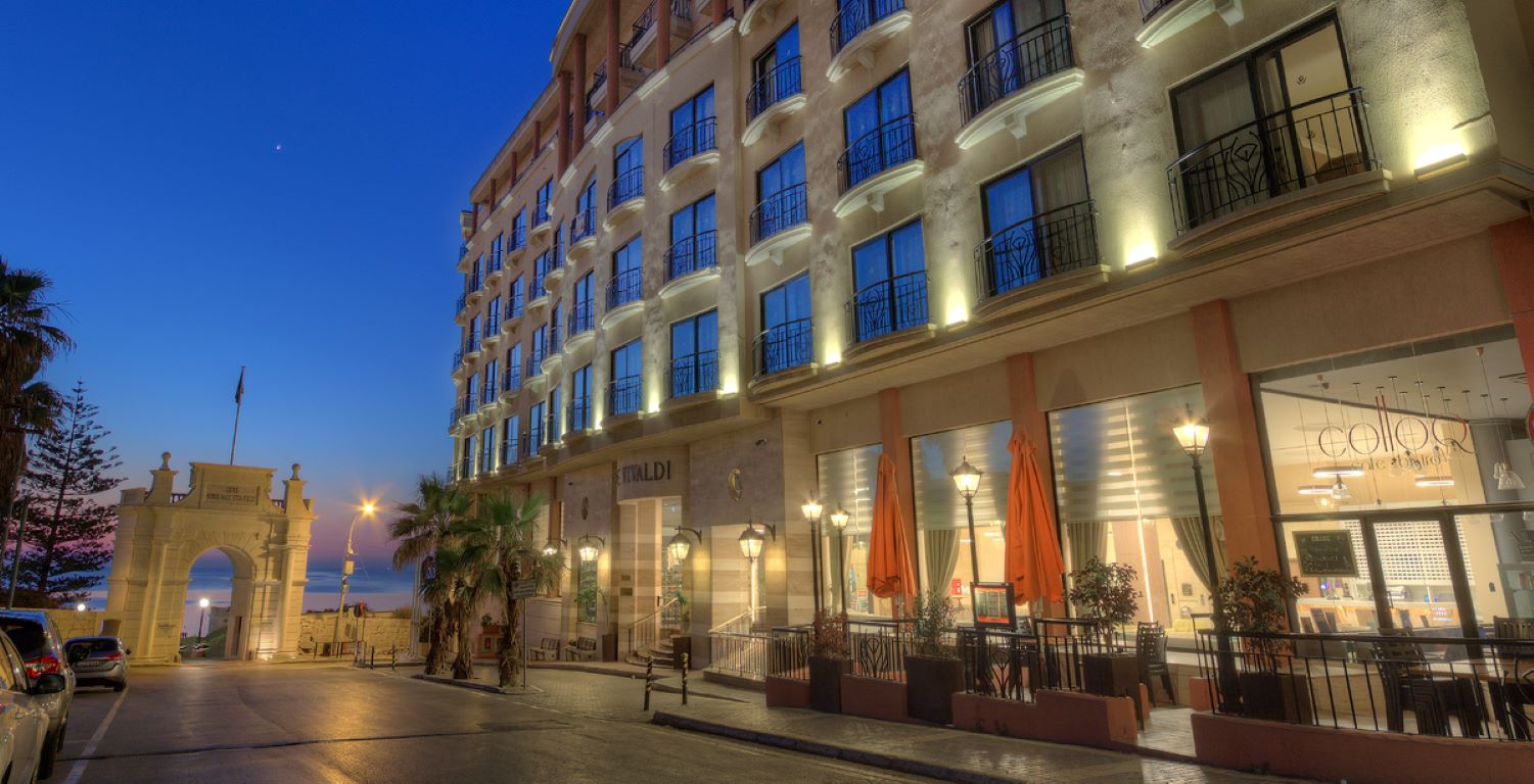 Hotel Vivaldi-Nocni izgled.jpg