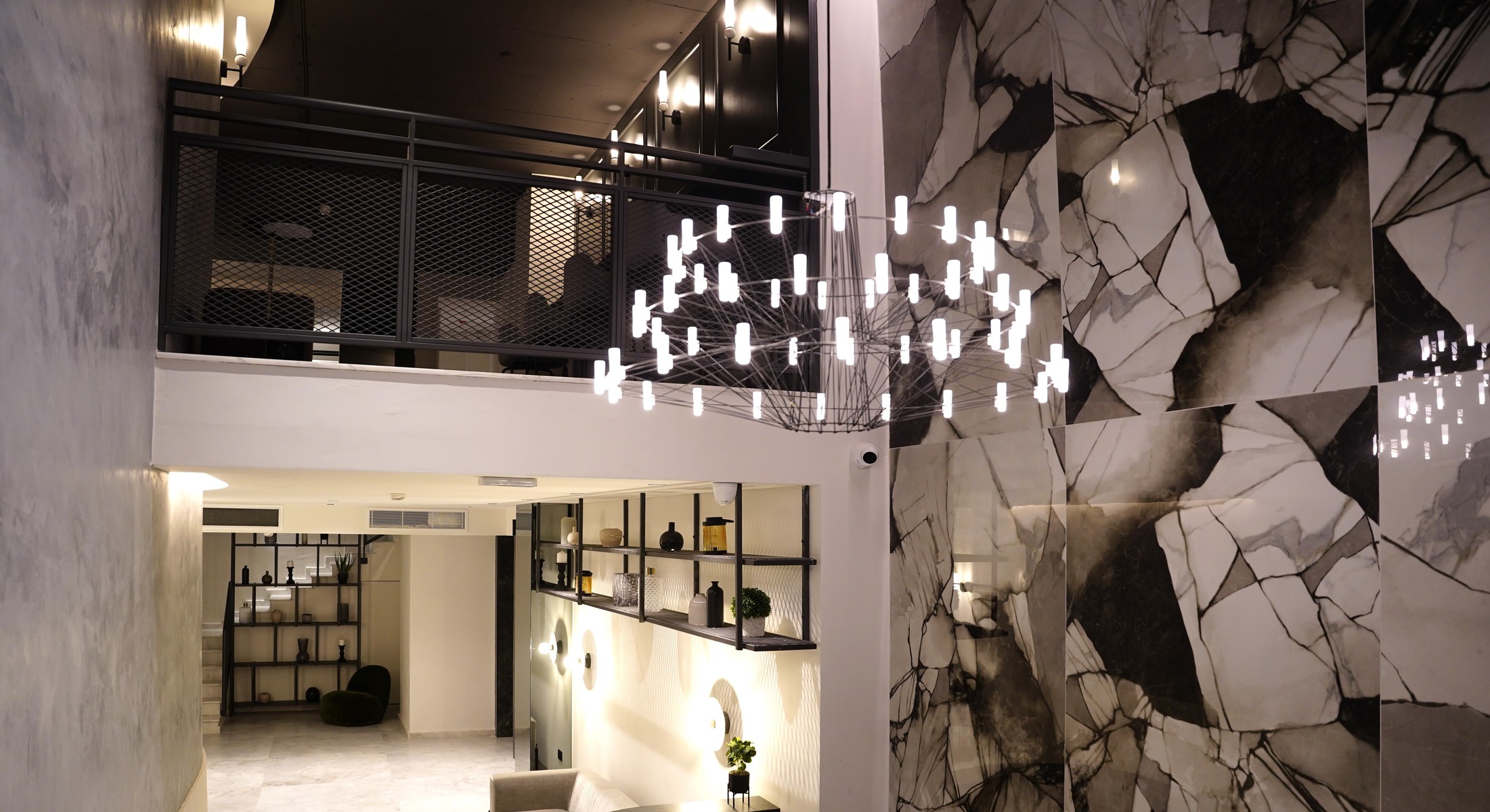 The Londoner Hotel SLiema-Unutrasnjost hotela.jpg