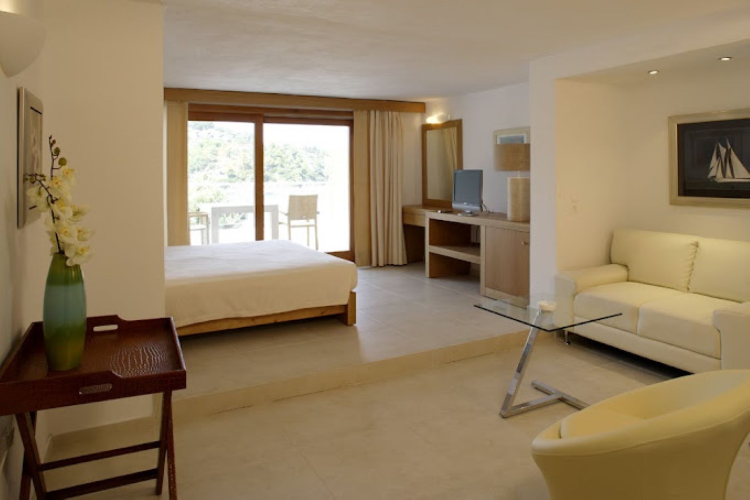 Cape Kanapitsa Hotel Suites-dnevni boravak-.jpg