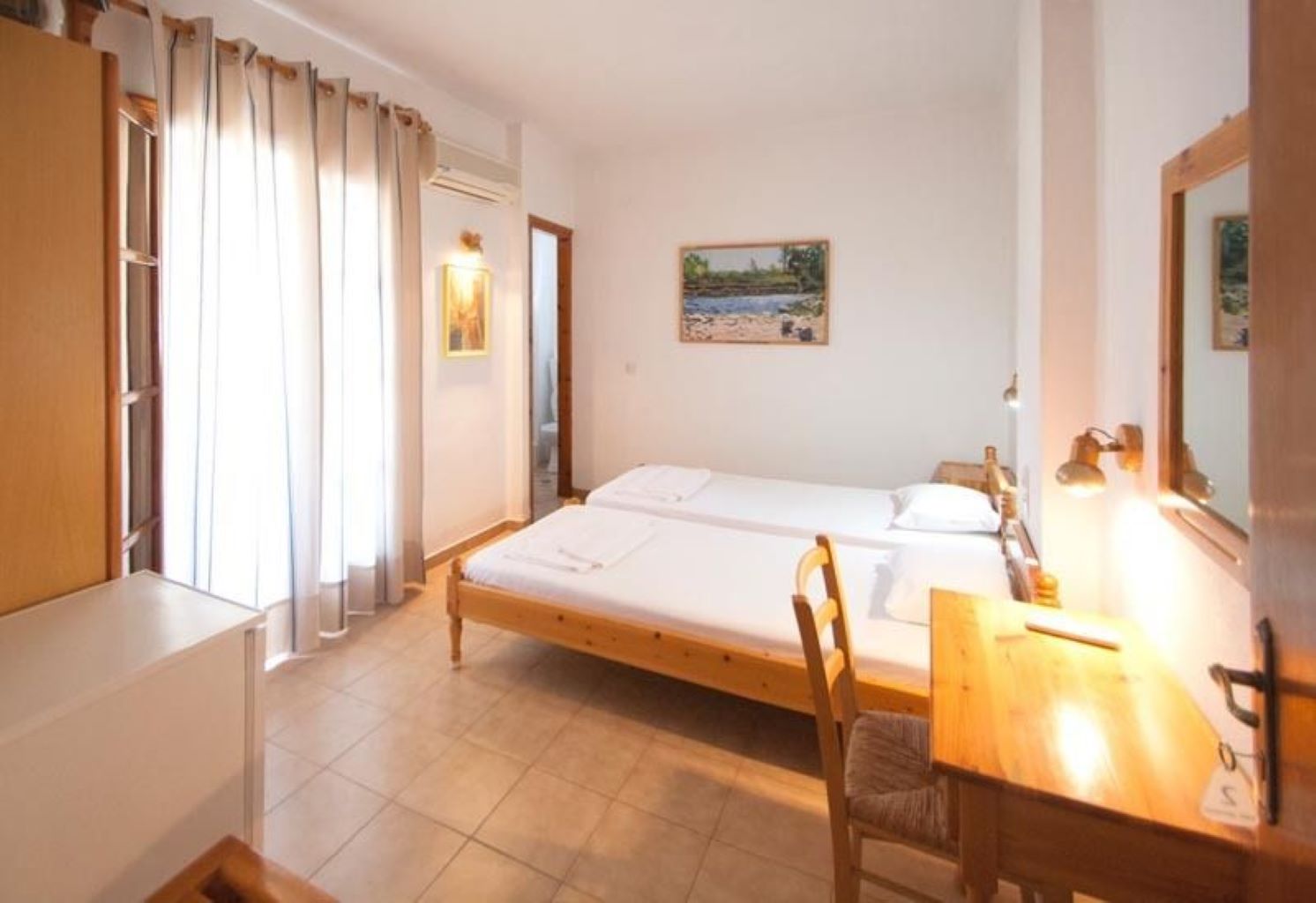skiathos-pension-eliza-dvokrevetna soba-.jpg