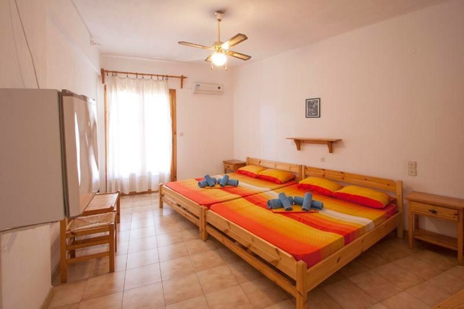 skiathos-pension-eliza-spavaća soba-.jpg