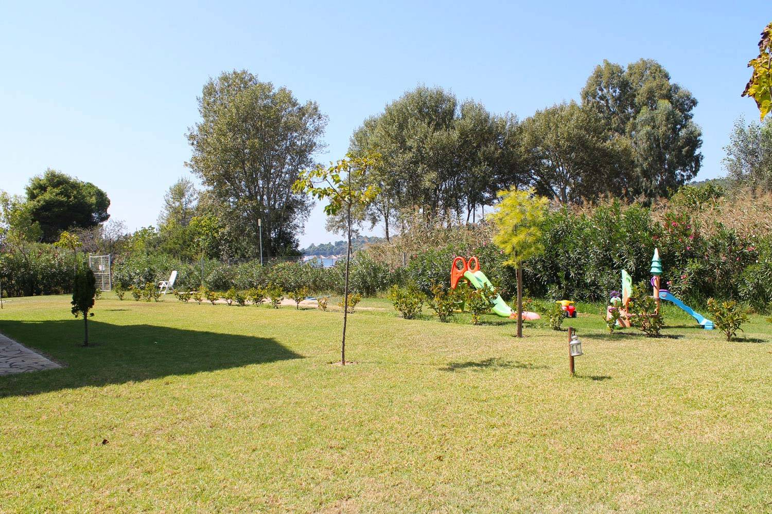 Kleopatra Villas-igralište.jpg