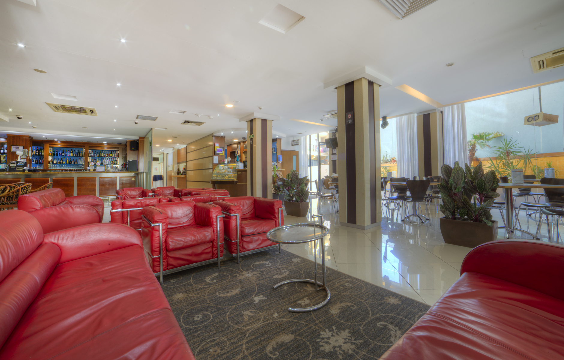 Hotel Bella Vista-Lobby.jpg