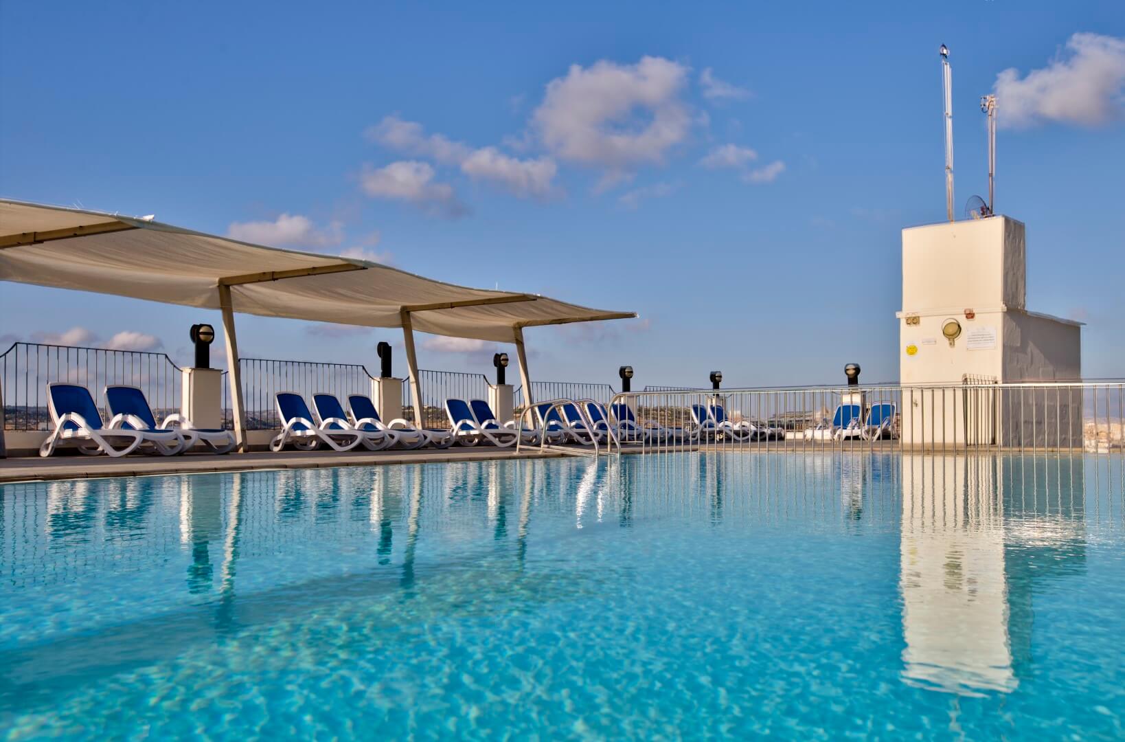 Santana Hotel-Bazen.jpg