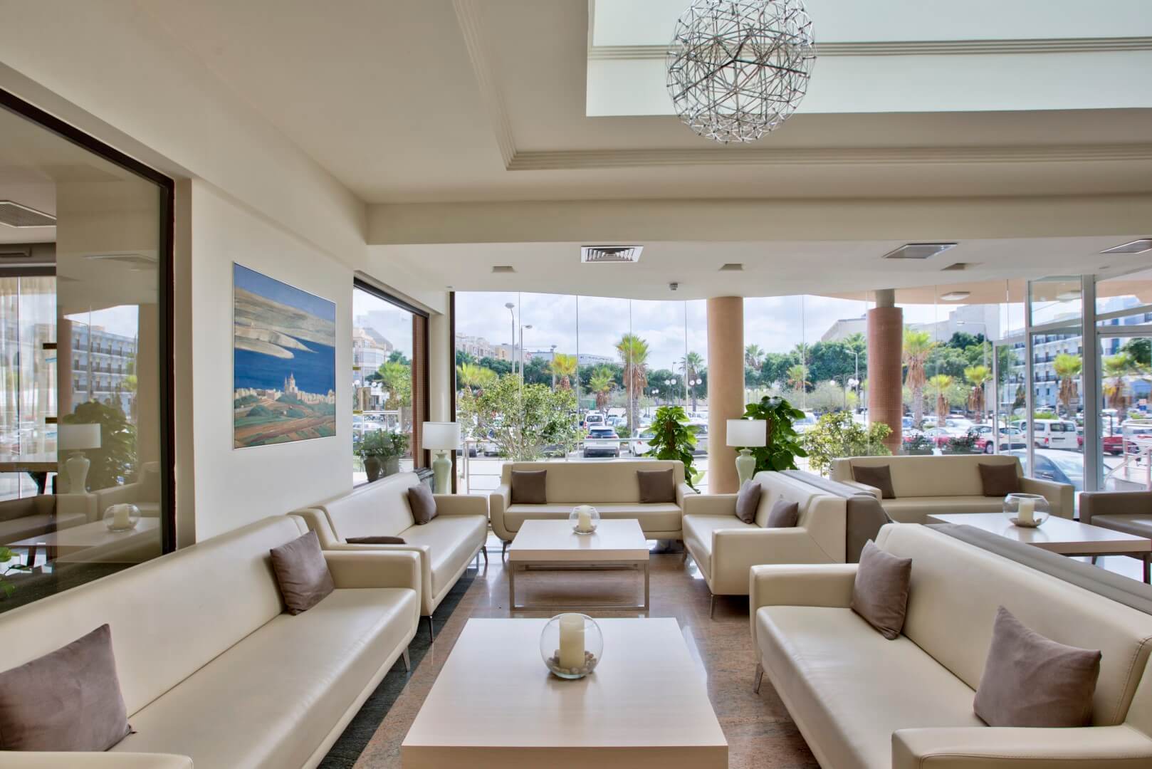 Santana Hotel-Lobby.jpg