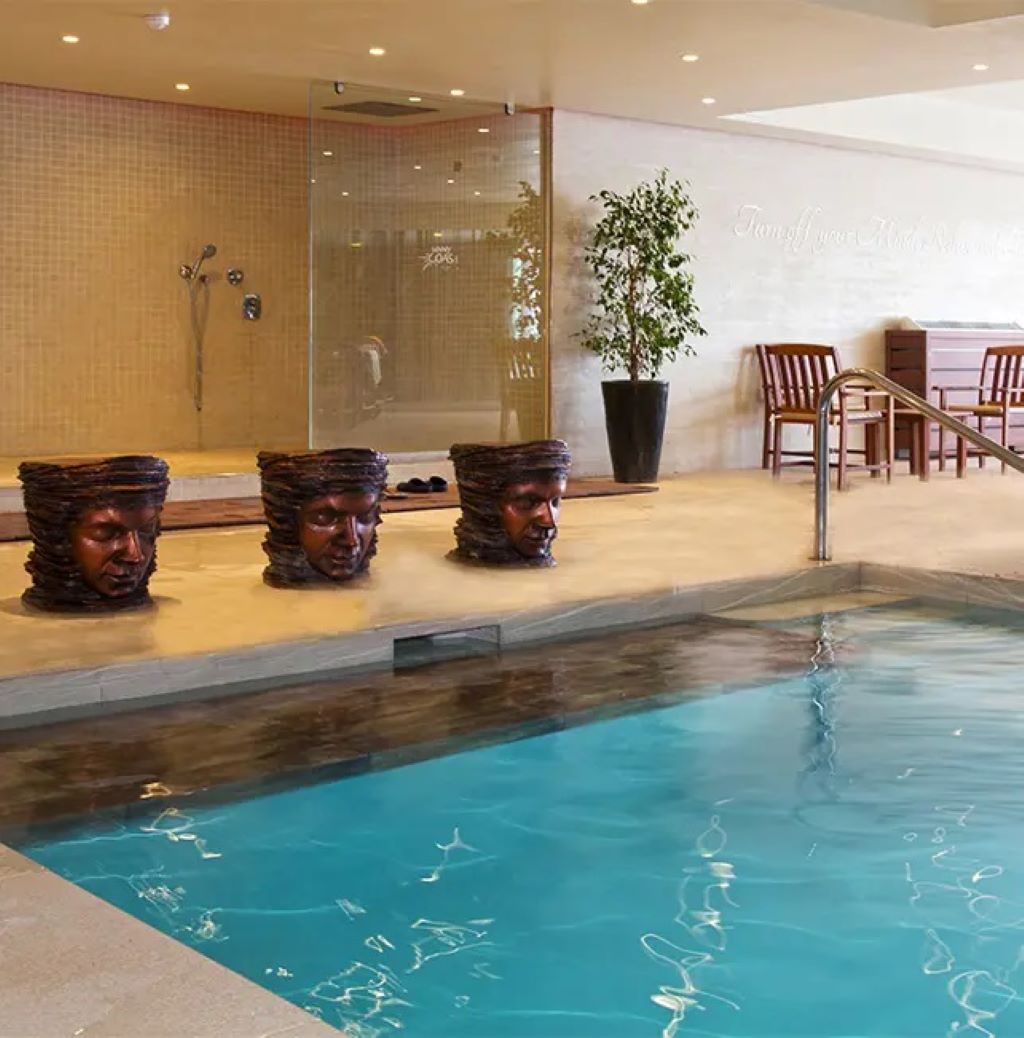 AX Sunny Coast Resort & Spa-Unutrasnji bazen.jpg