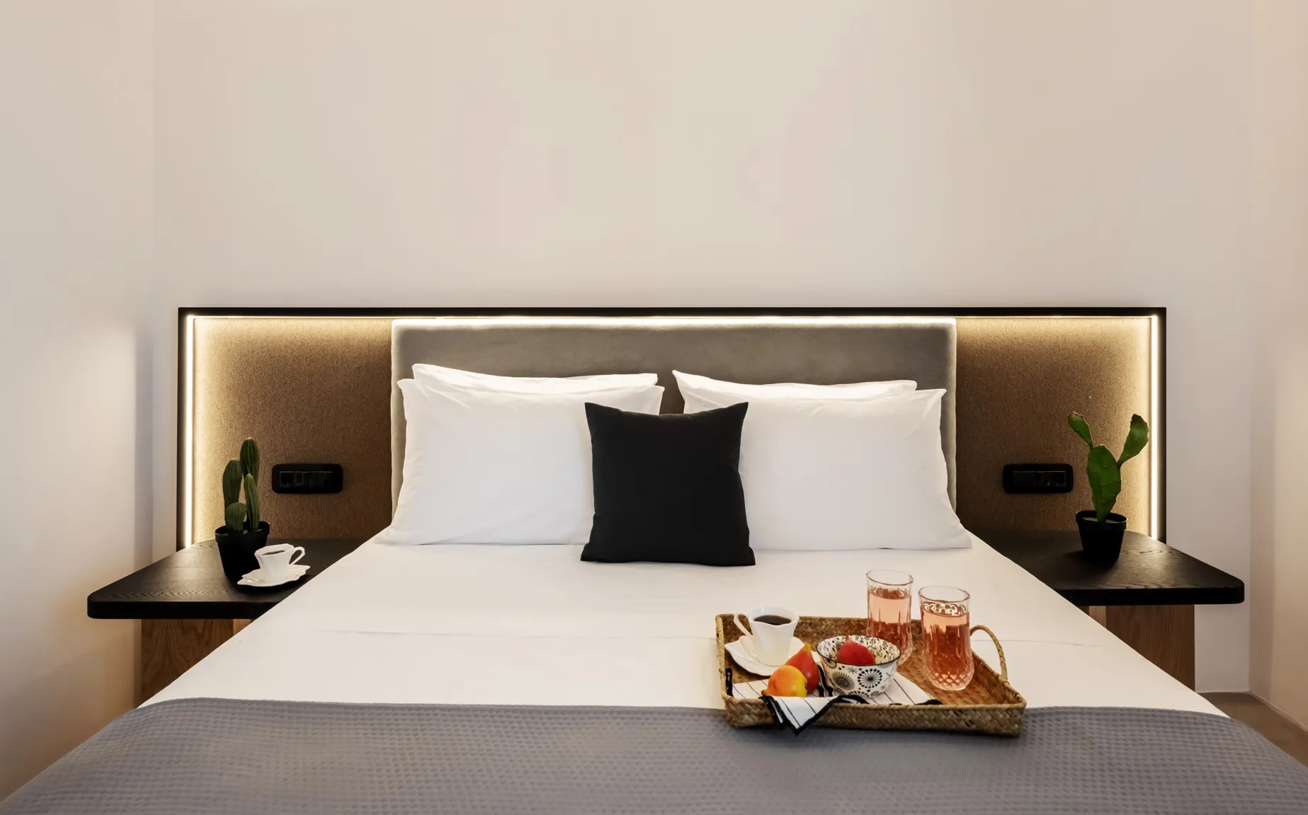 Chora Suites Skiathos-King soba.jpg