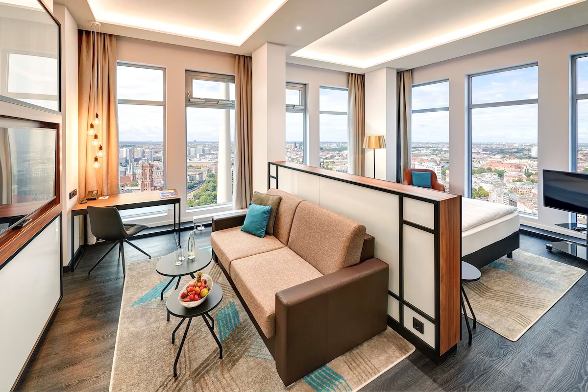 Park Inn by Radisson Berlin Alexanderplatz-Sky suite.jpg