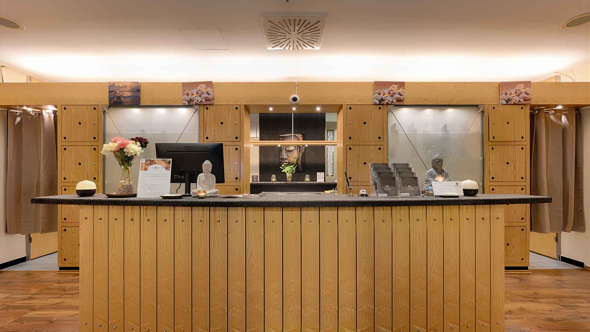 Park Inn by Radisson Berlin Alexanderplatz-Spa centar.jpg