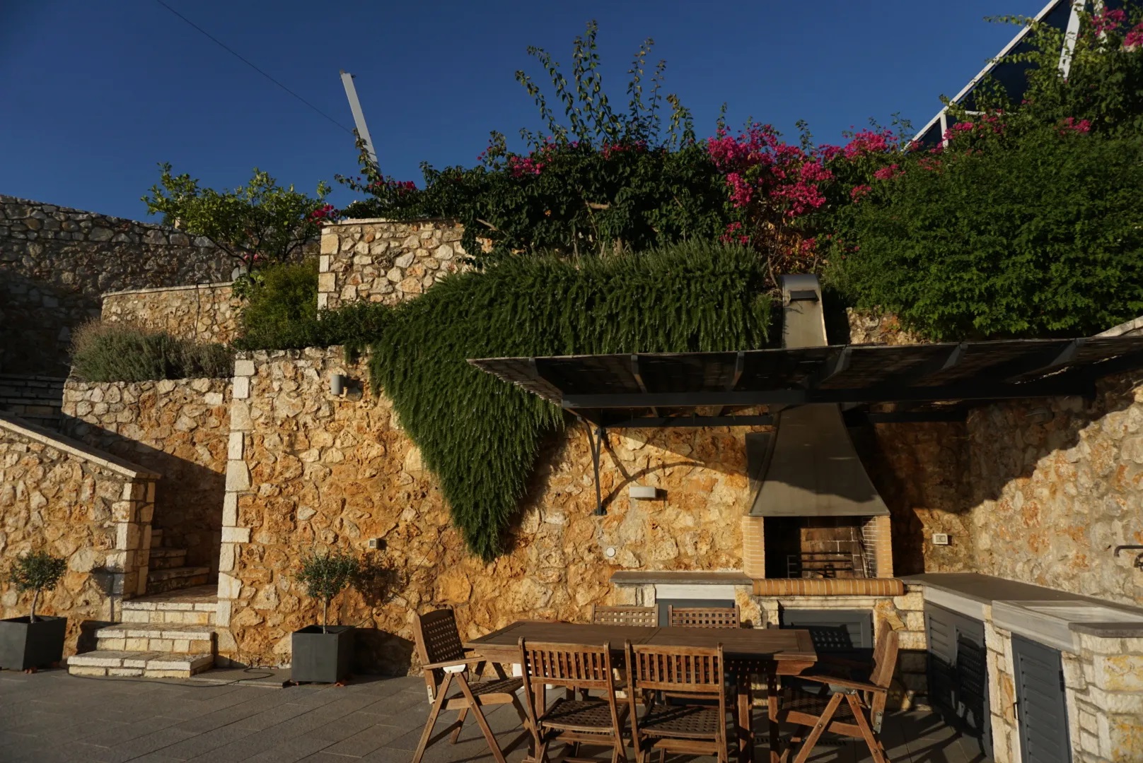 Villa Aldena Sivota-Prostor za rostilj.jpg