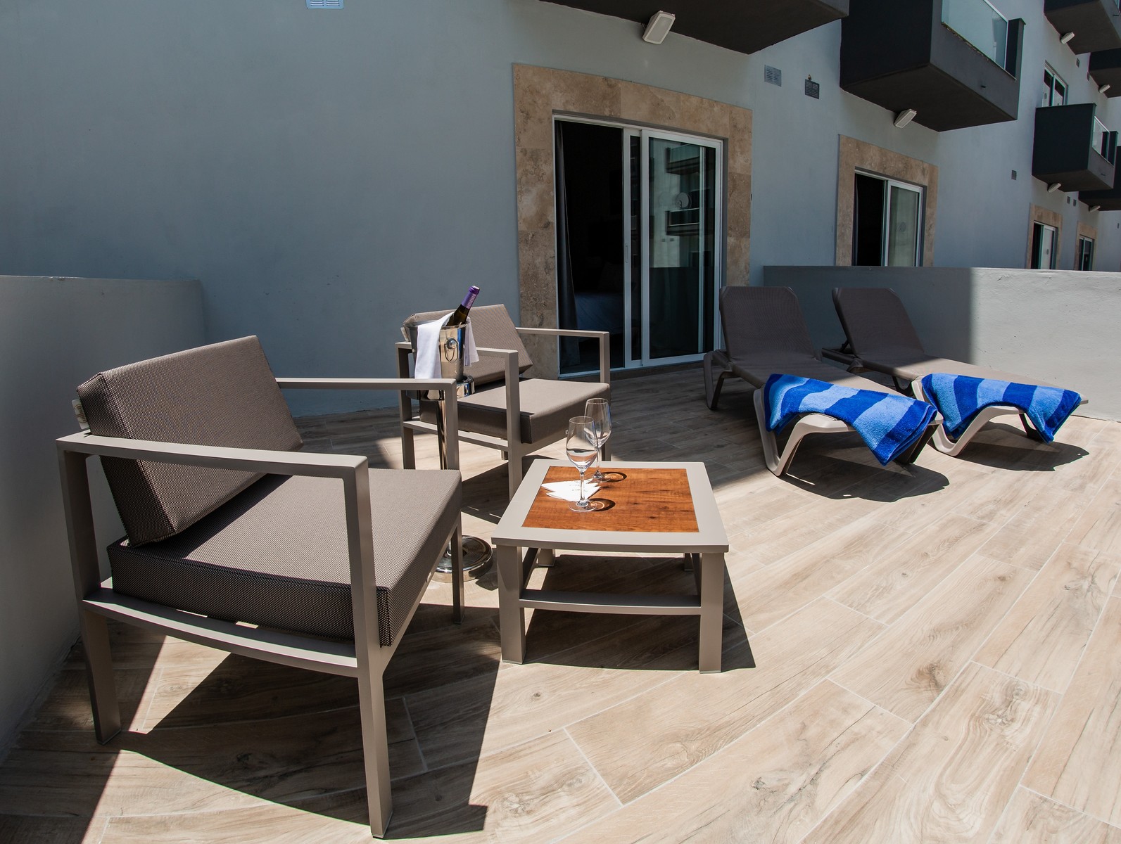 Bira Bora Ibiza Malta Resort and Beach Club-Terasa.jpg
