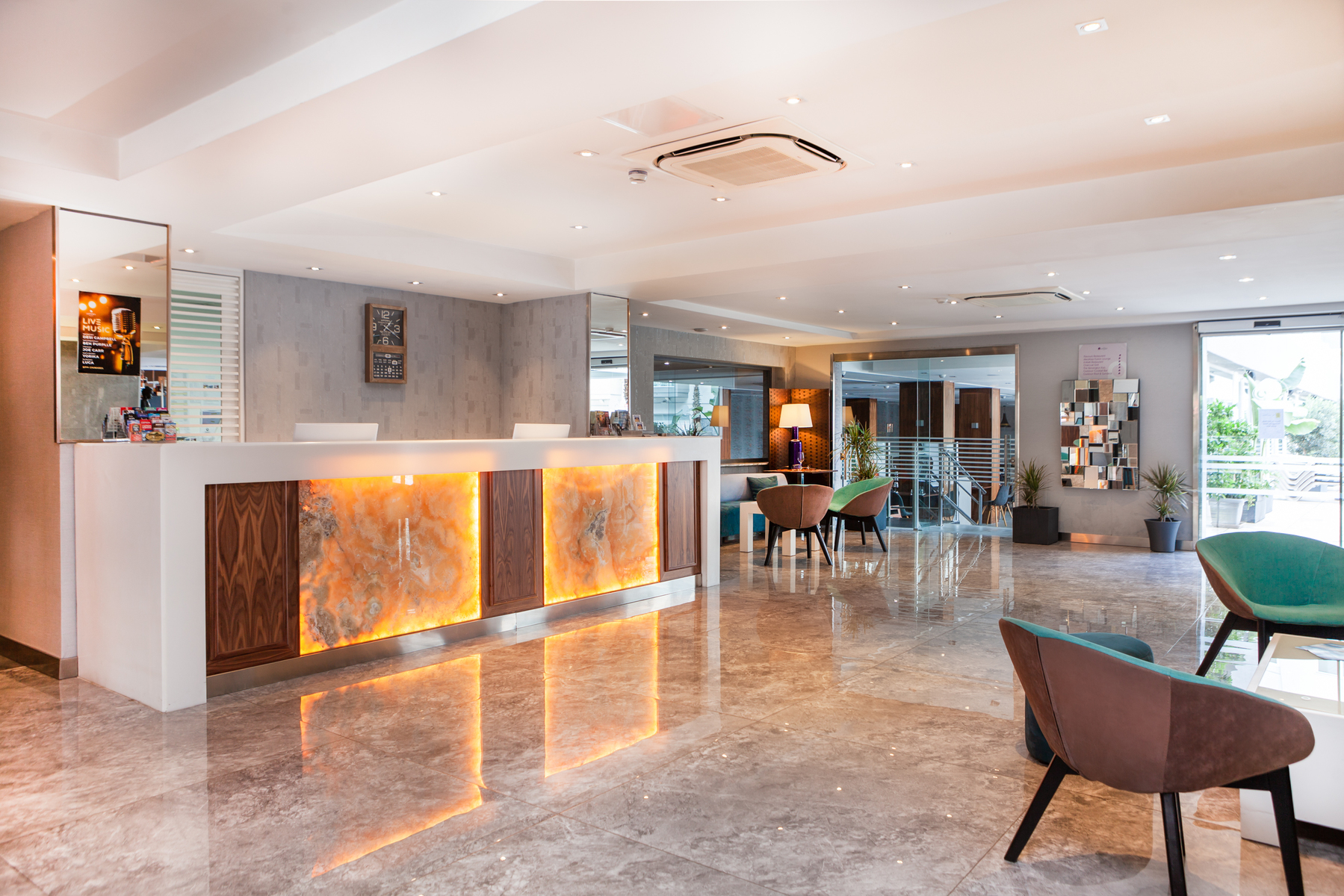 Bora Bora Ibiza Malta Resort and Beach Club-Recepcija.jpg