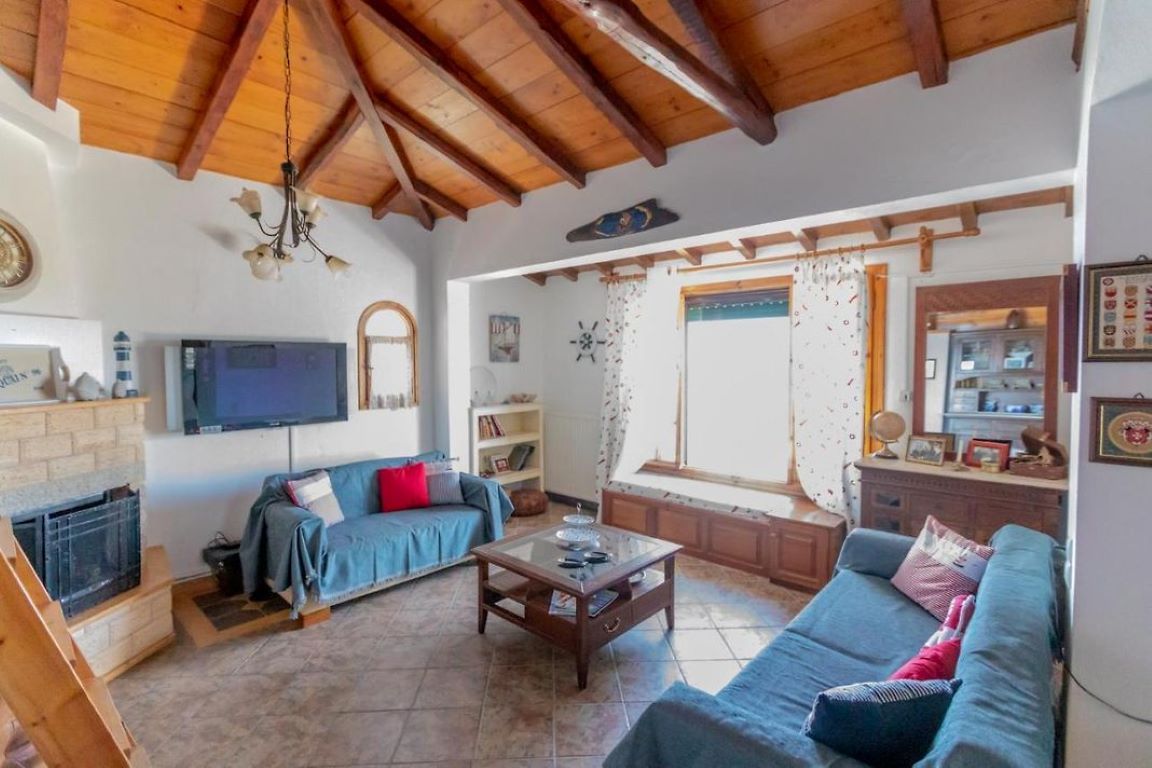 Captain's Villa-Druga dnevna soba.jpg