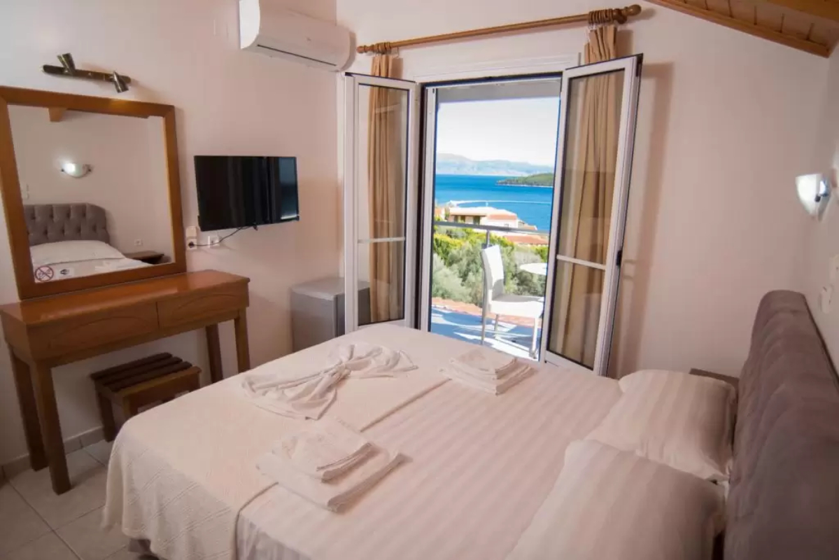 Oasis hotel Lefkada dvokrevetna soba.jpg
