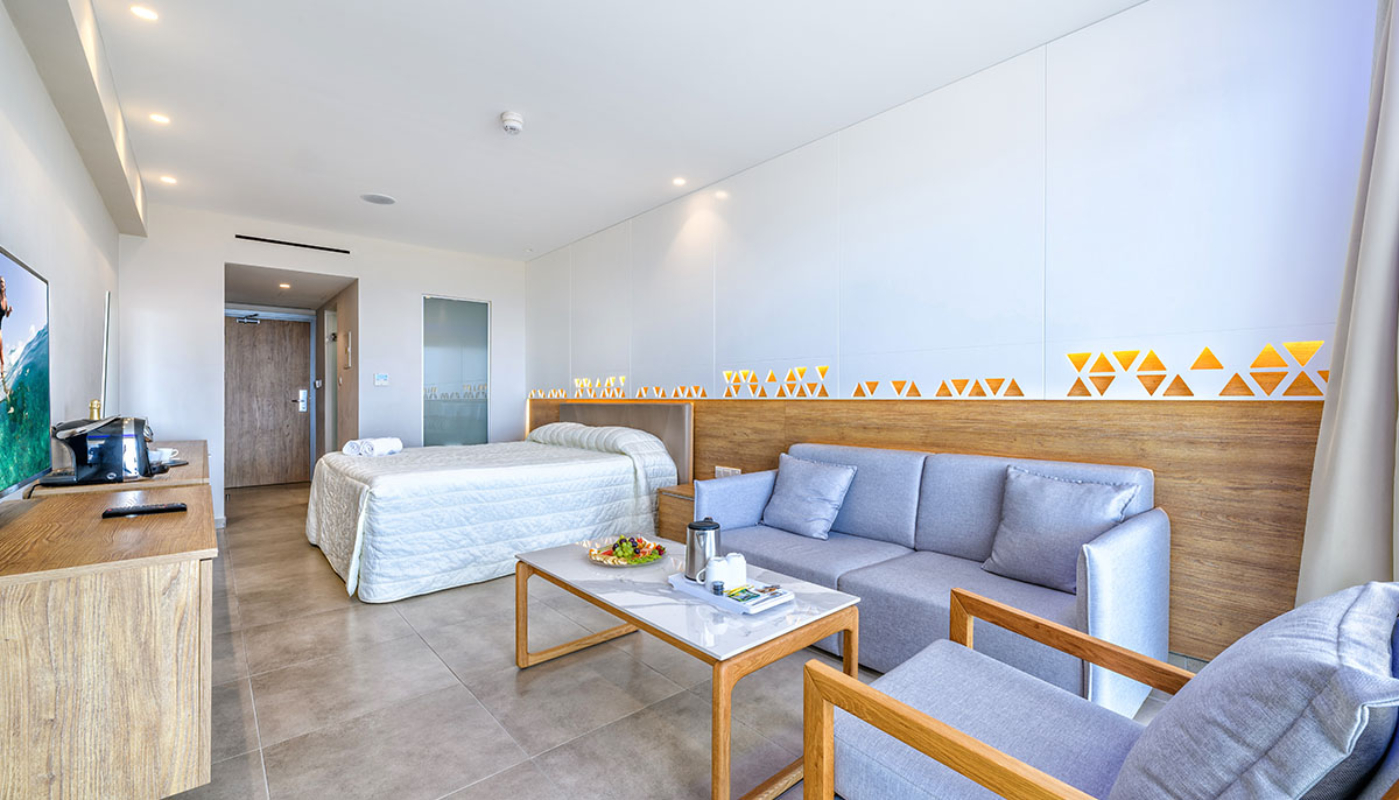 Tasia Maris Season hotel Pentause 1.jpg