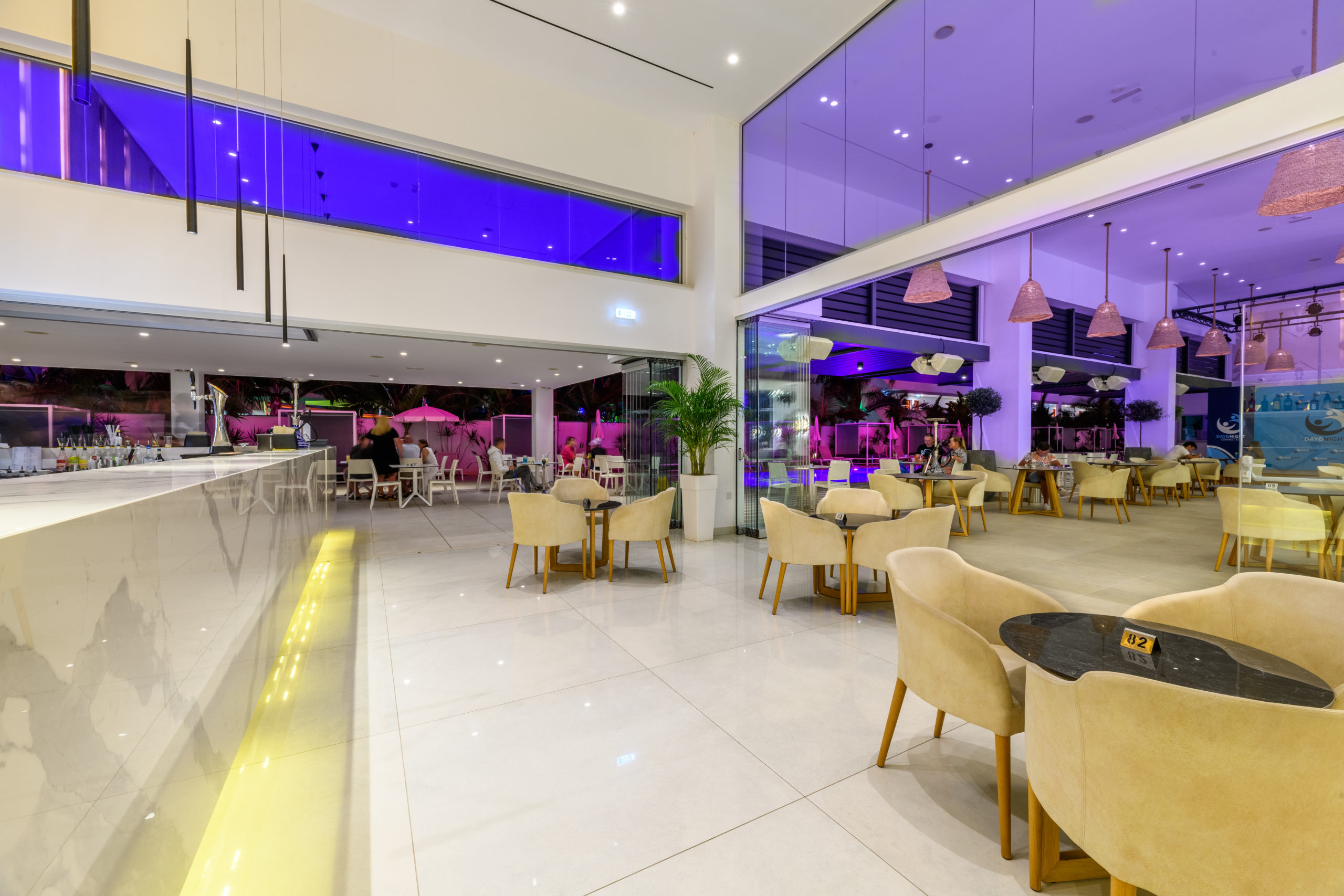 Tasia Maris Season hotel restoran.jpg