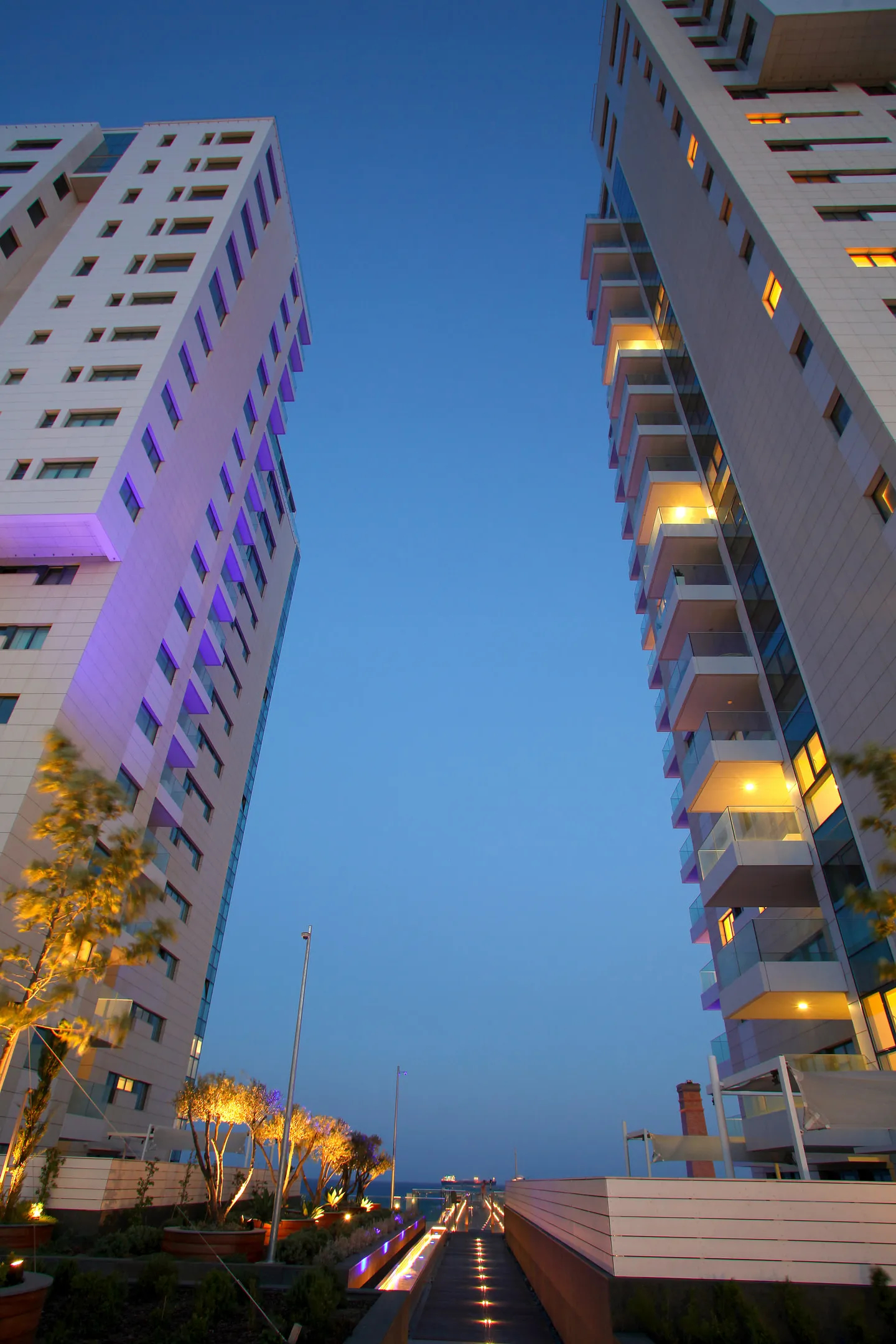 Olympic Residence Deluxe Apartments kule.jpg