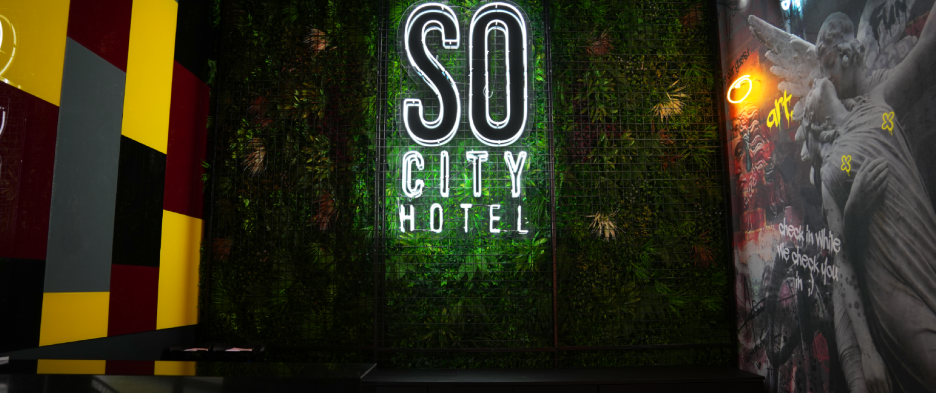SO City Hotel-Ulaz u hotel.png