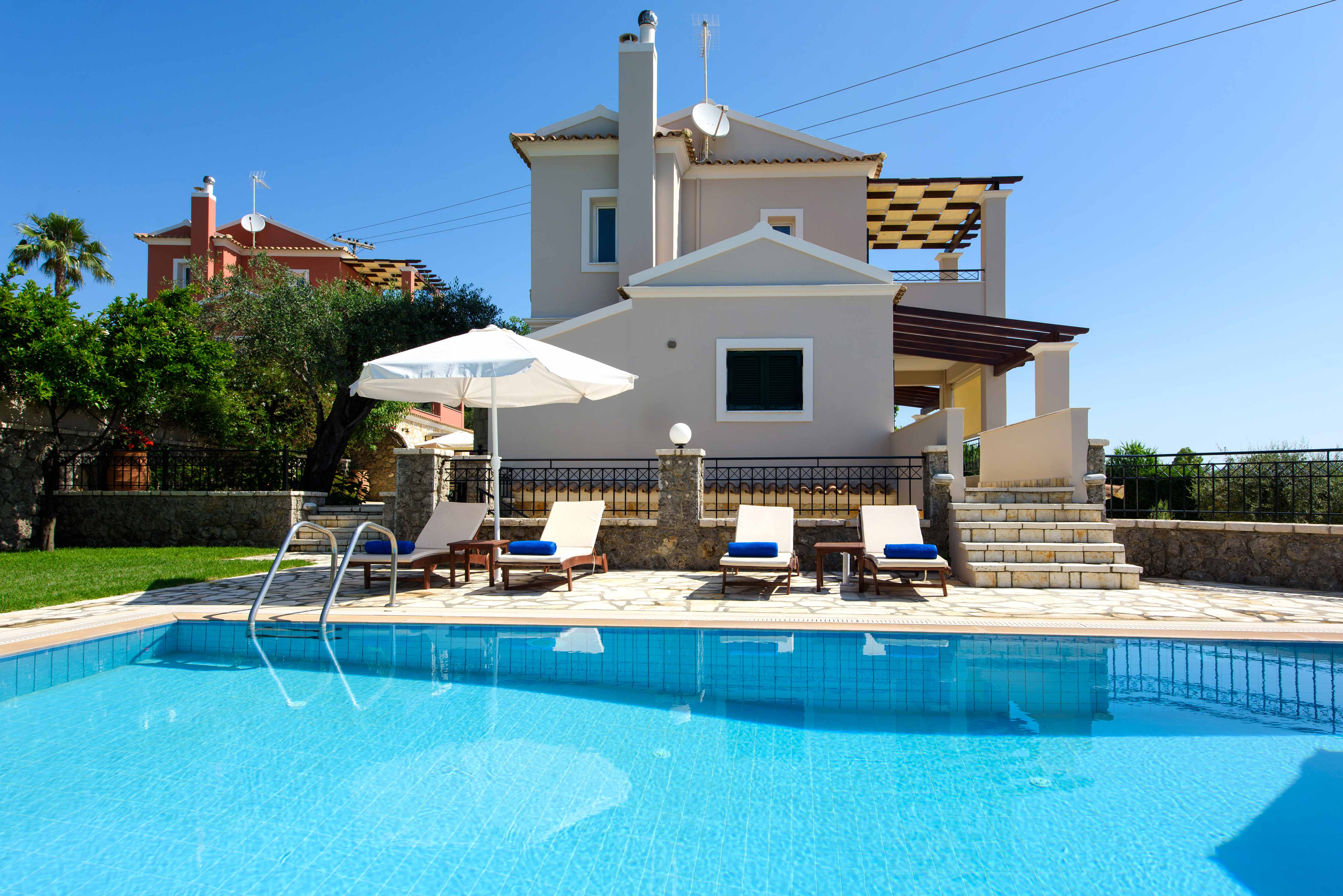 Il Tesori Dassia villas in Corfu (36).jpg