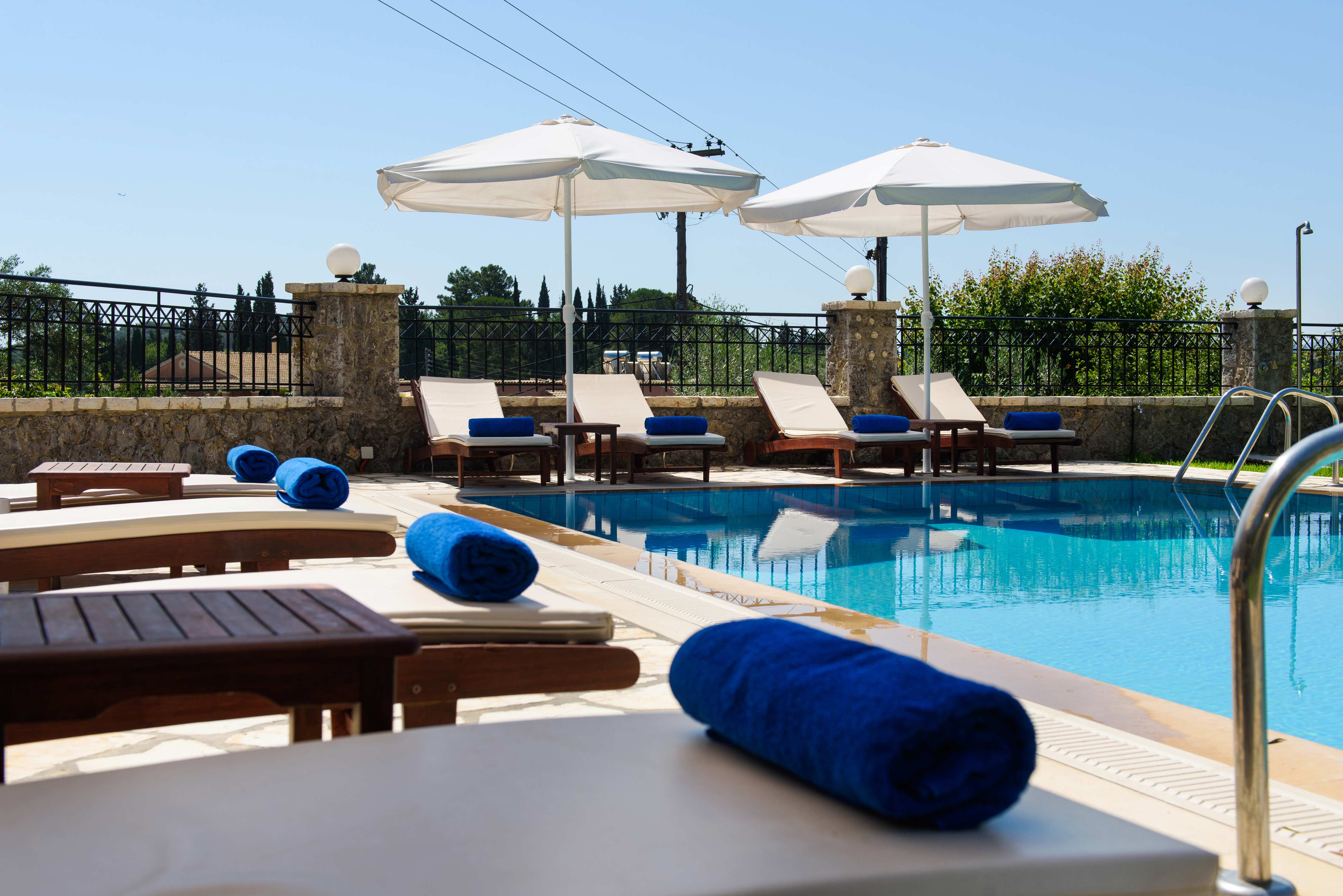 Il Tesori Dassia villas in Corfu (41).jpg