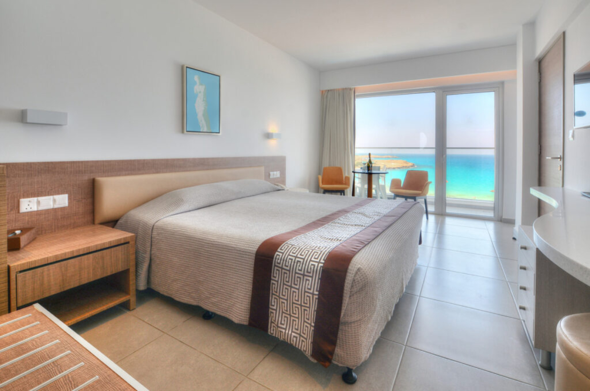 Vassos Nissi Plage hotel deluxe sea view.jpg
