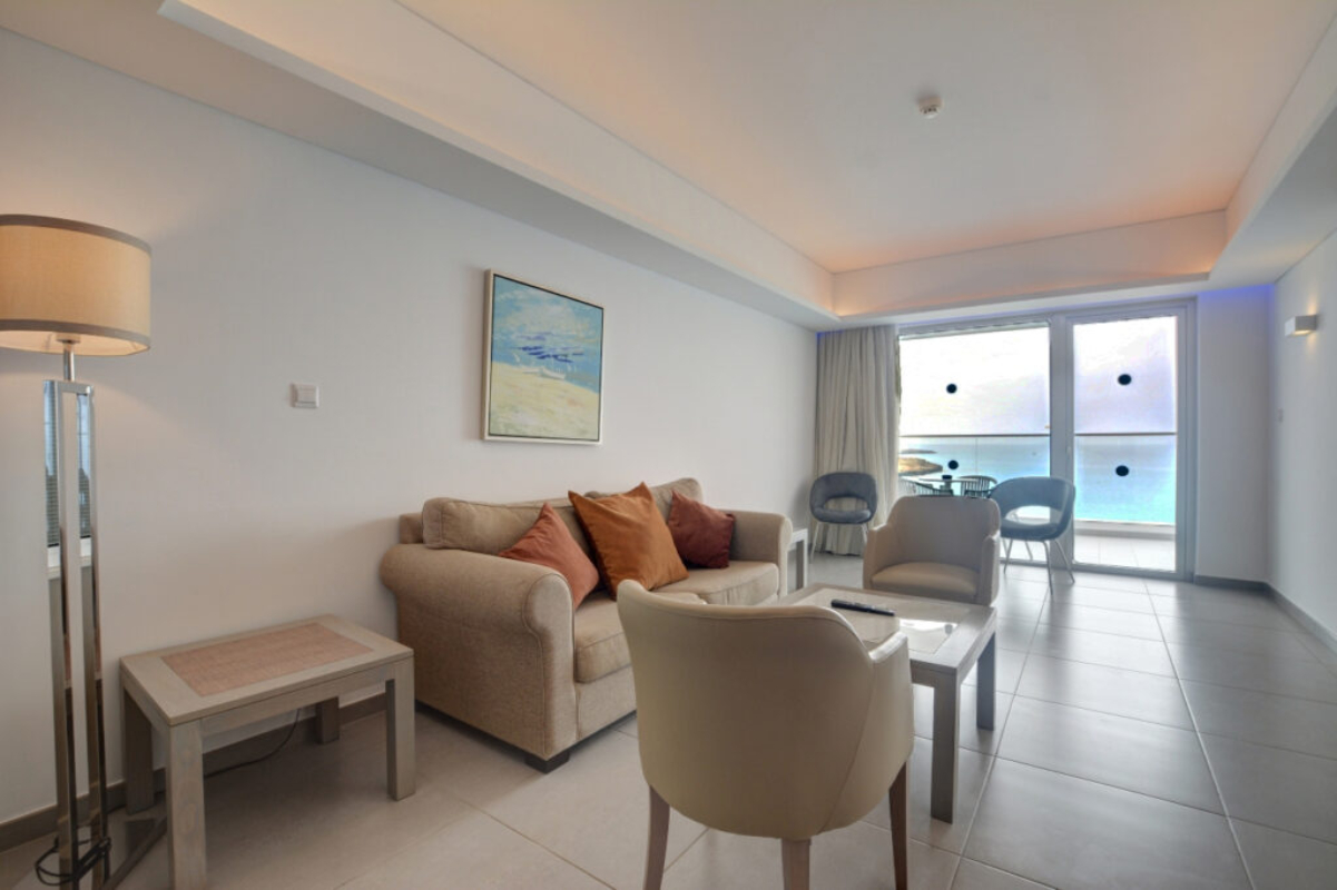 Vassos Nissi Plage hotel deluxe suite 1.jpg