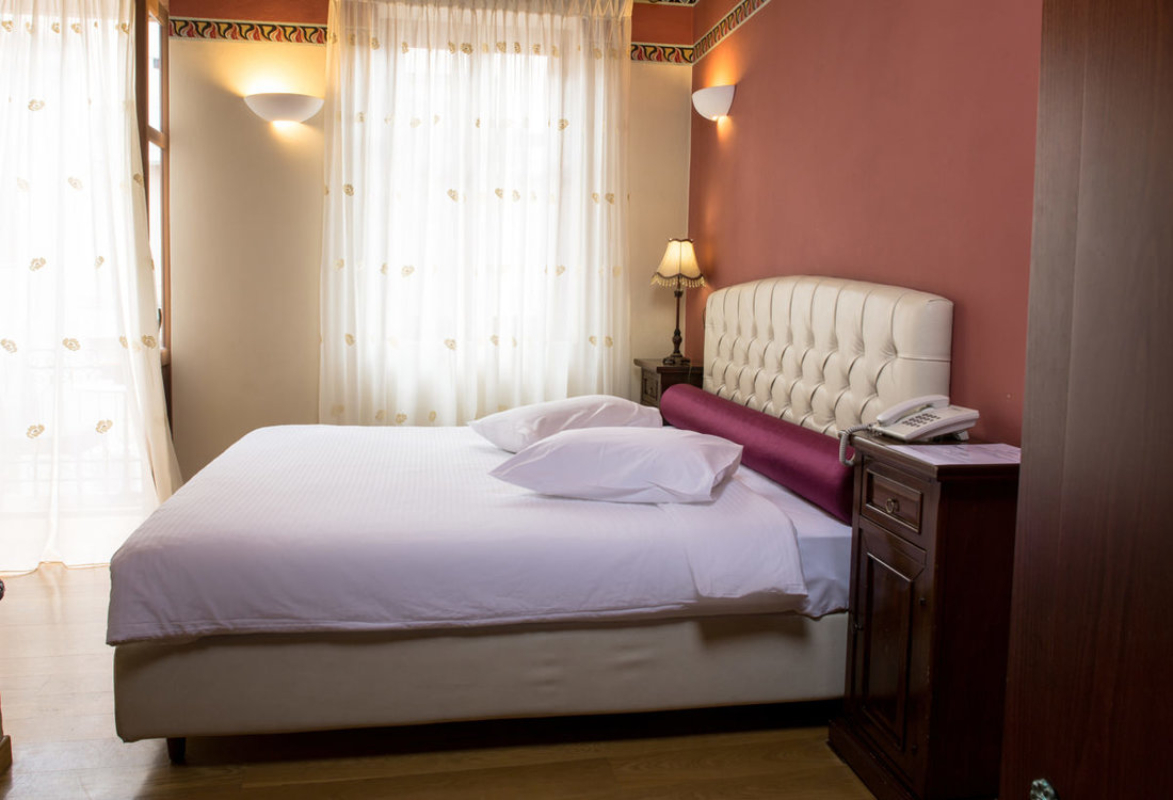 Kyveli Suites apartman vatra.jpg