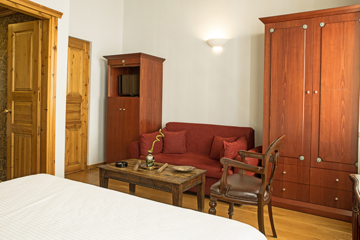 Kyveli Suites apartman vazduh.jpg