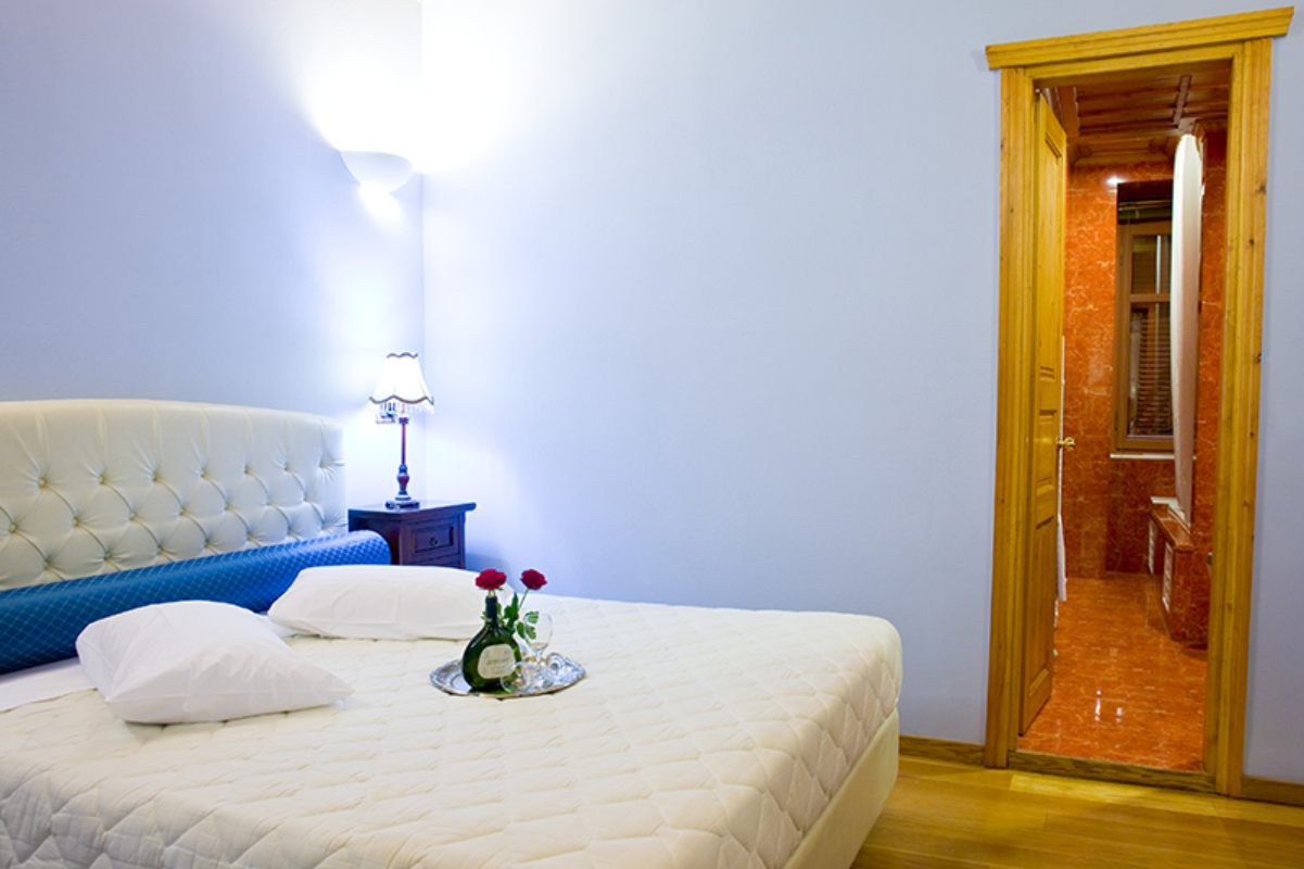 Kyveli Suites apartman voda.jpg